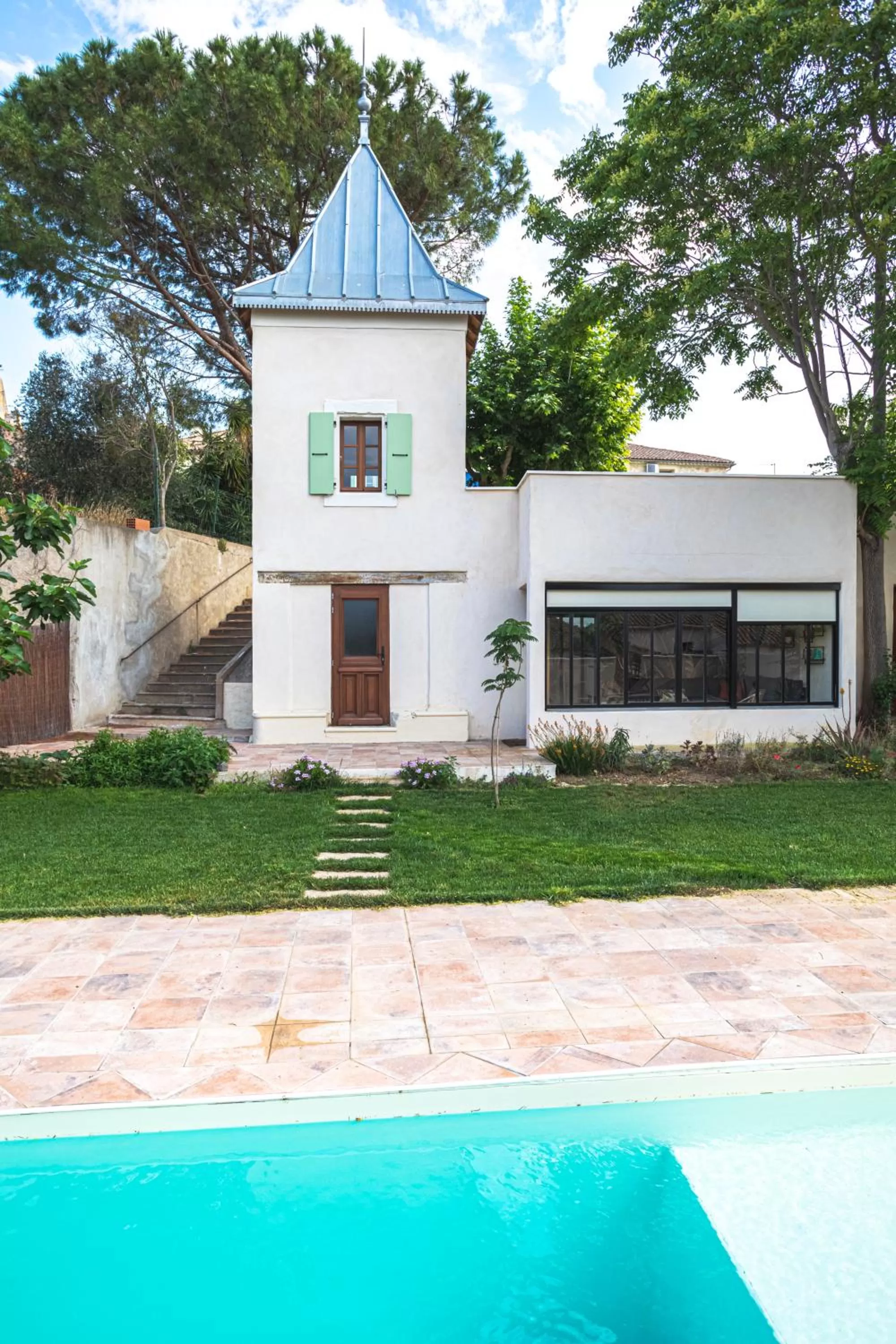 Swimming Pool in Maison d'hôtes ÔVillage