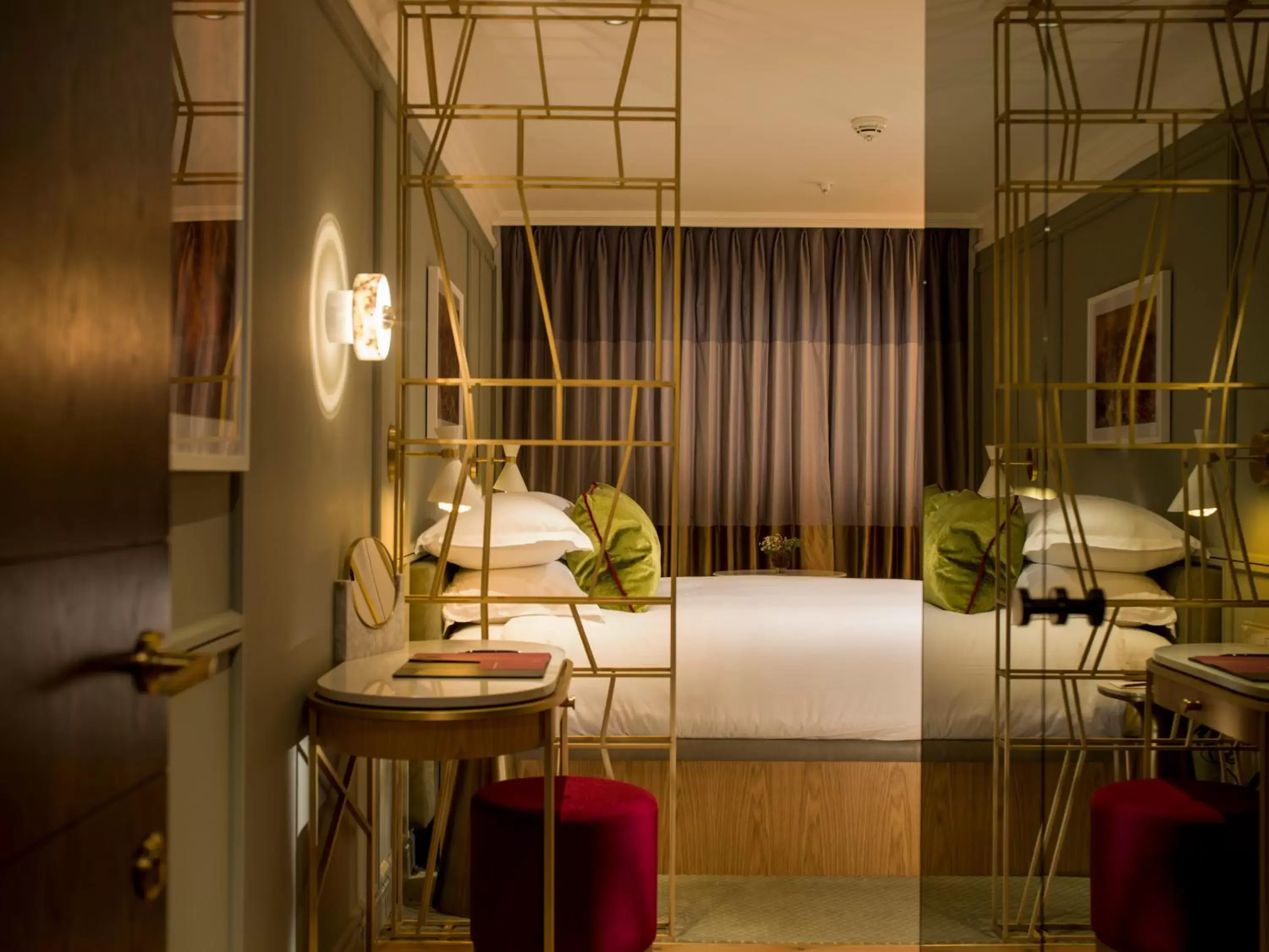 Bedroom, Bed in The Guardsman - Preferred Hotels and Resorts Bedroom, Bed in The Guardsman - Preferred Hotels and Resorts