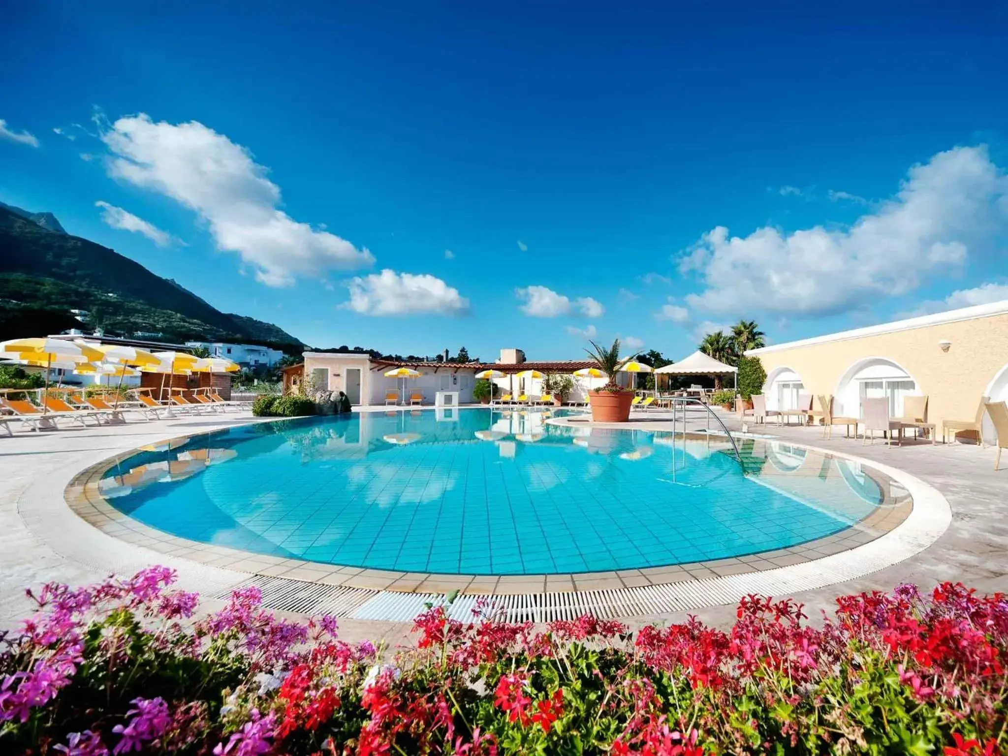 Spring, Swimming Pool in Hotel Parco Delle Agavi