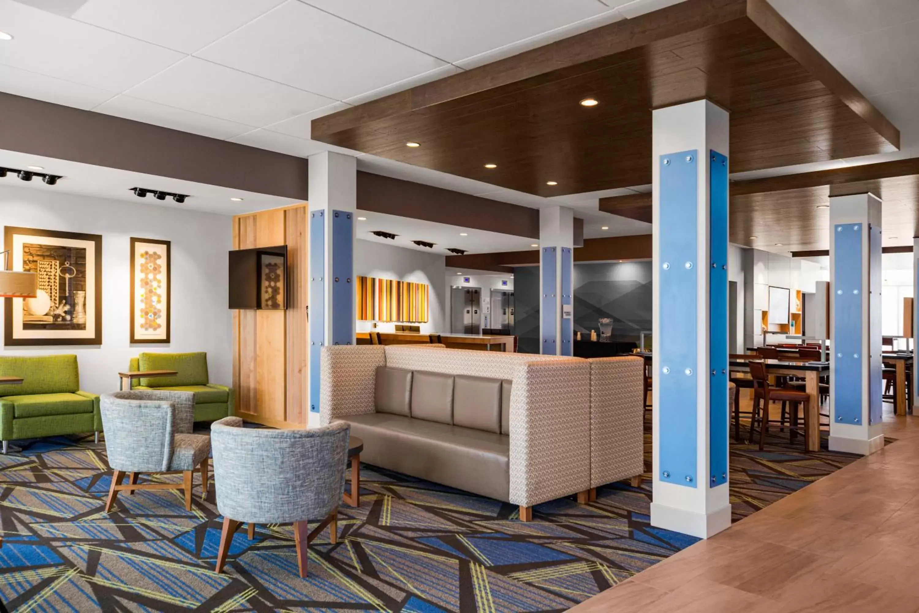 Property building, Lobby/Reception in Holiday Inn Express & Suites Sanford - Lake Mary, an IHG Hotel