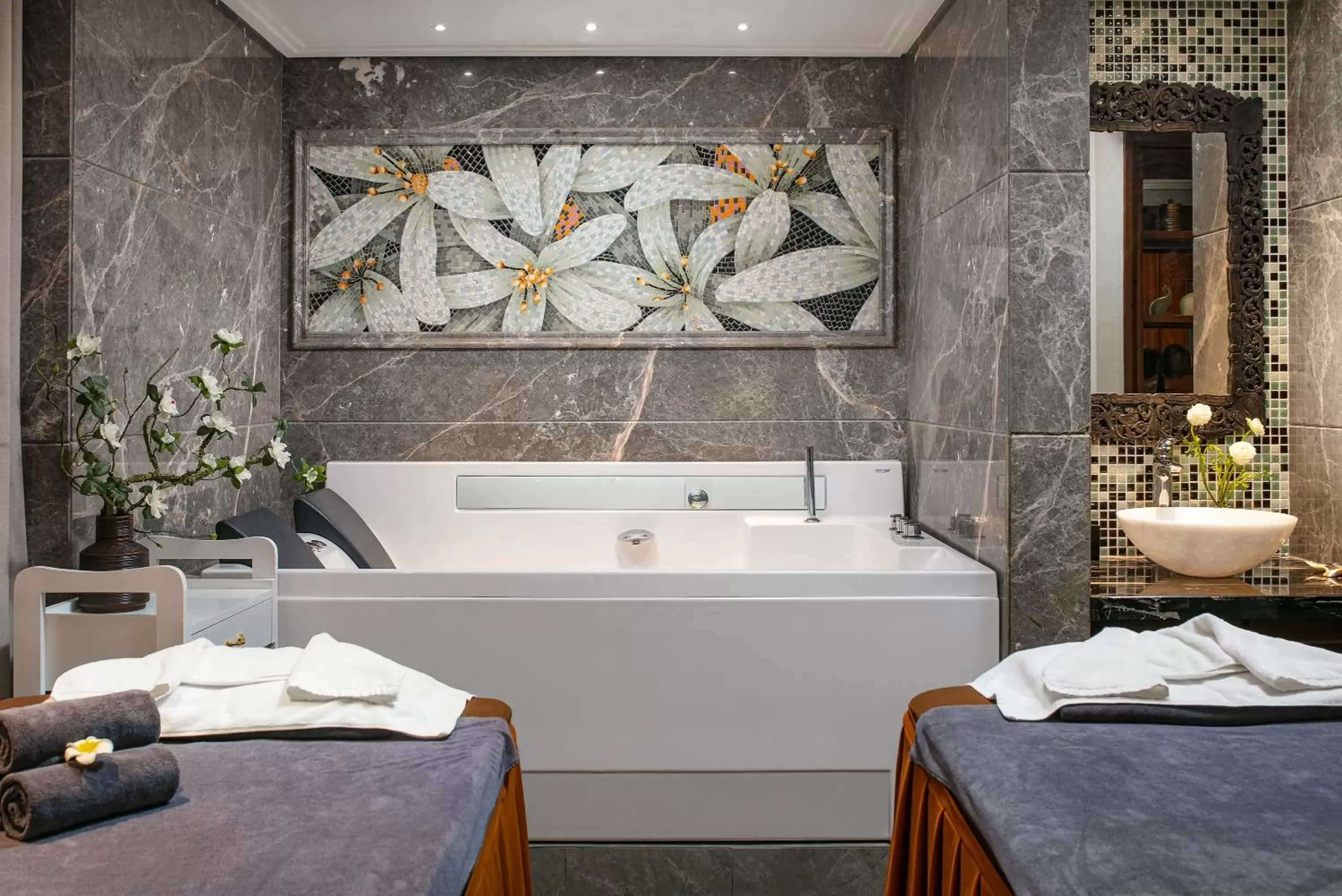 Spa and wellness centre/facilities in Lucien Hanoi Lakeside Hotel & Rooftop Spa and wellness centre/facilities in Lucien Hanoi Lakeside Hotel & Rooftop