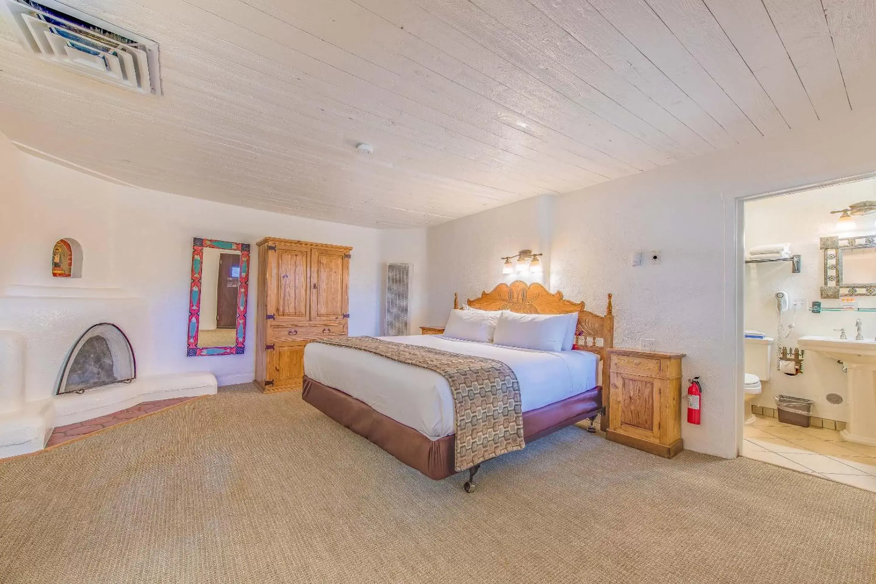 Bedroom, Bed in The Historic Taos Inn