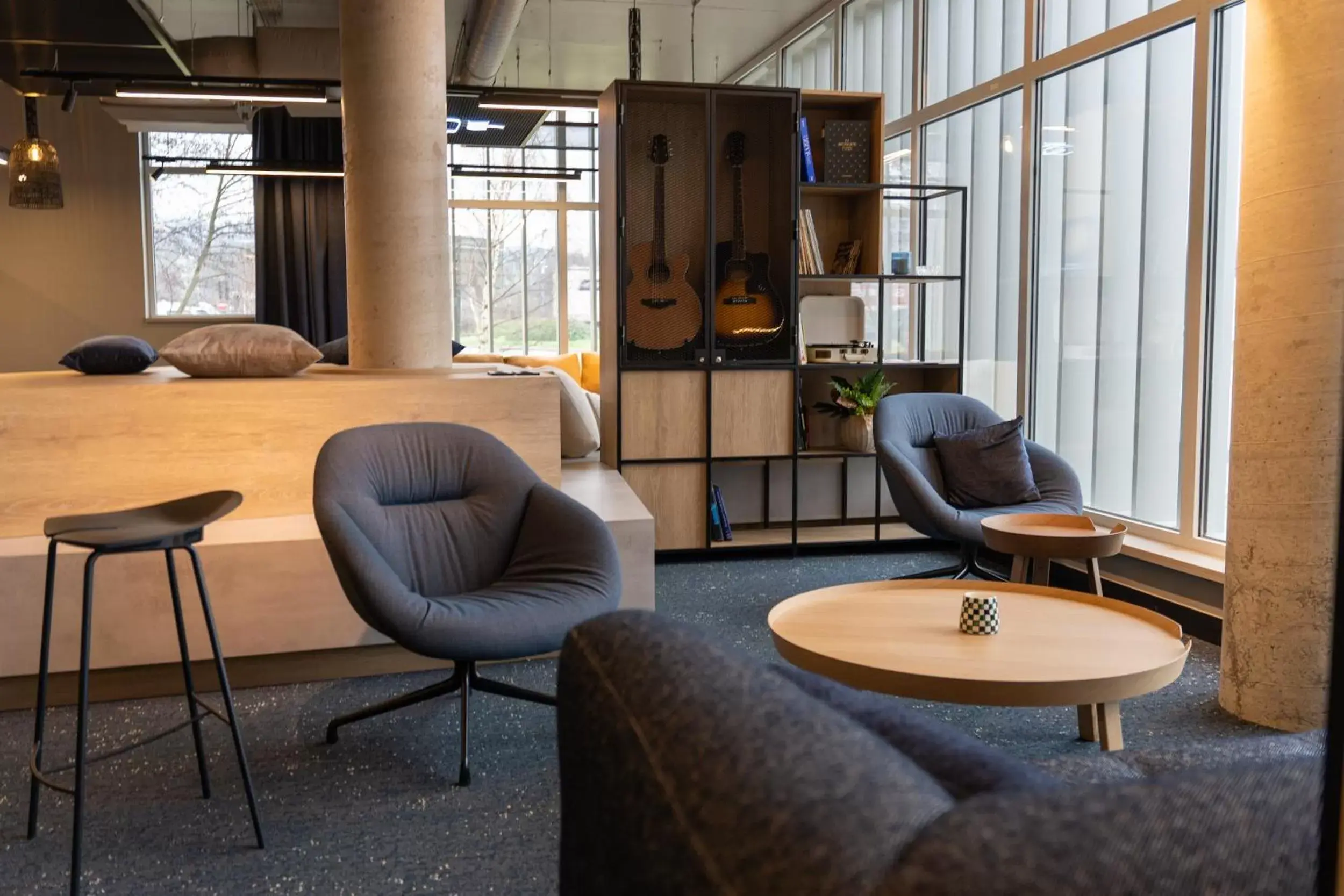 Lobby or reception, Seating Area in Ibis Bourgoin Jallieu Medipole