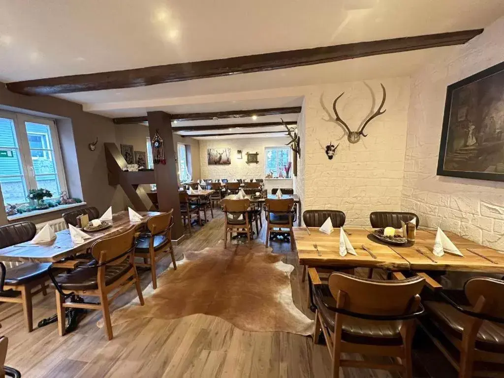 Restaurant/places to eat in Altstadthotel Ilsenburg Restaurant/places to eat in Altstadthotel Ilsenburg