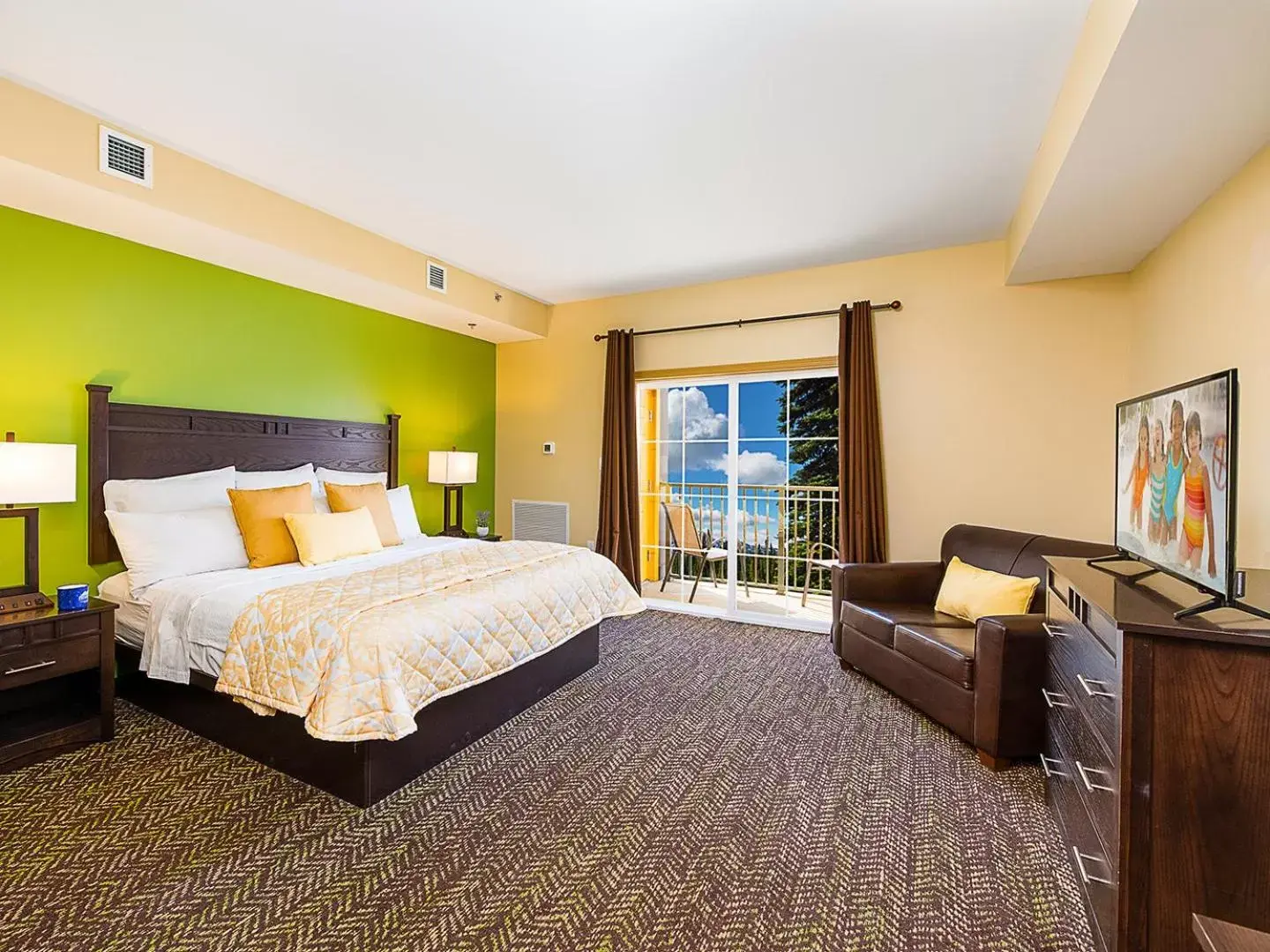 Bedroom in The Resort at Governor's Crossing