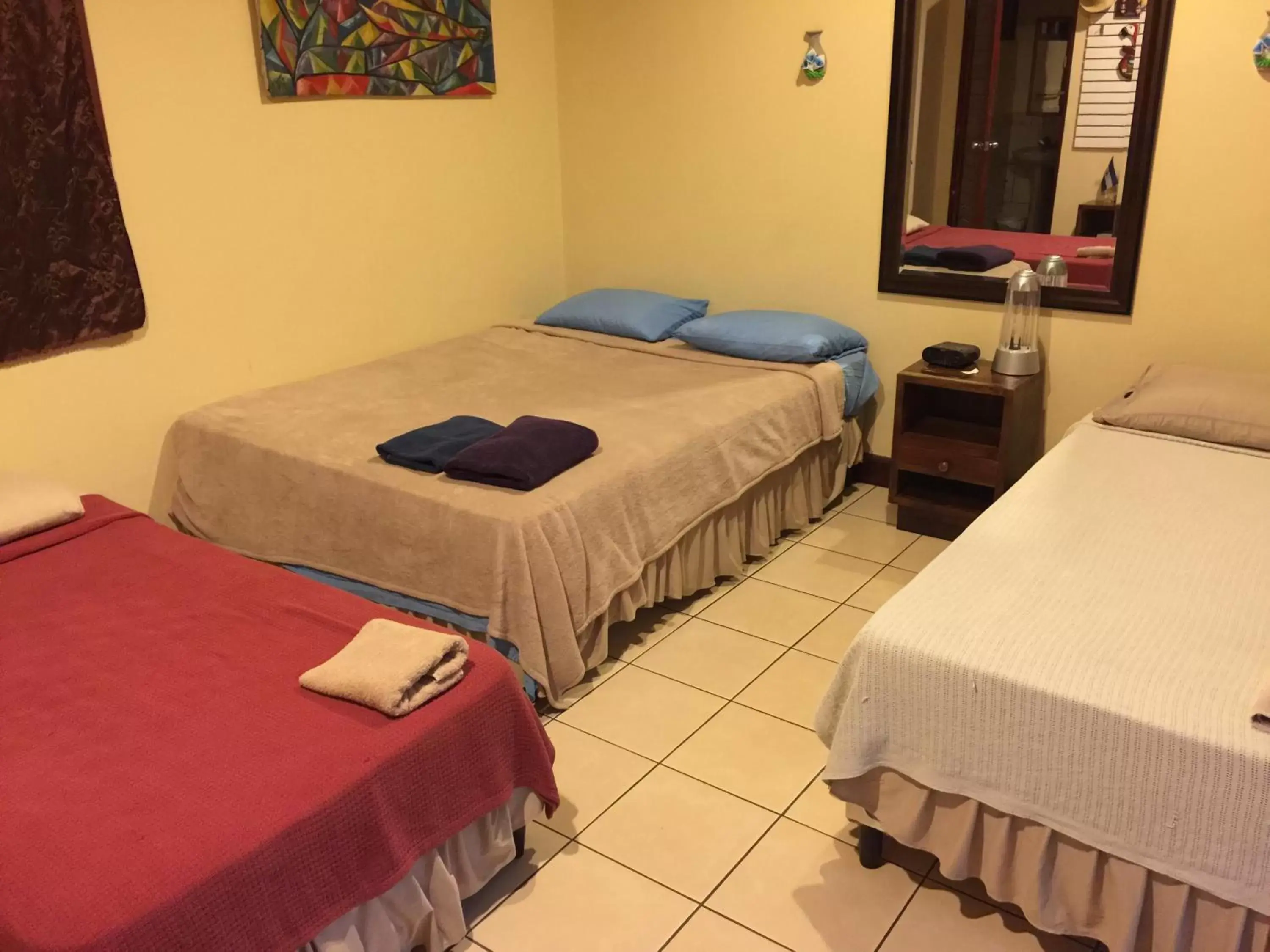 Twin Room in Art Hotel Managua Twin Room in Art Hotel Managua