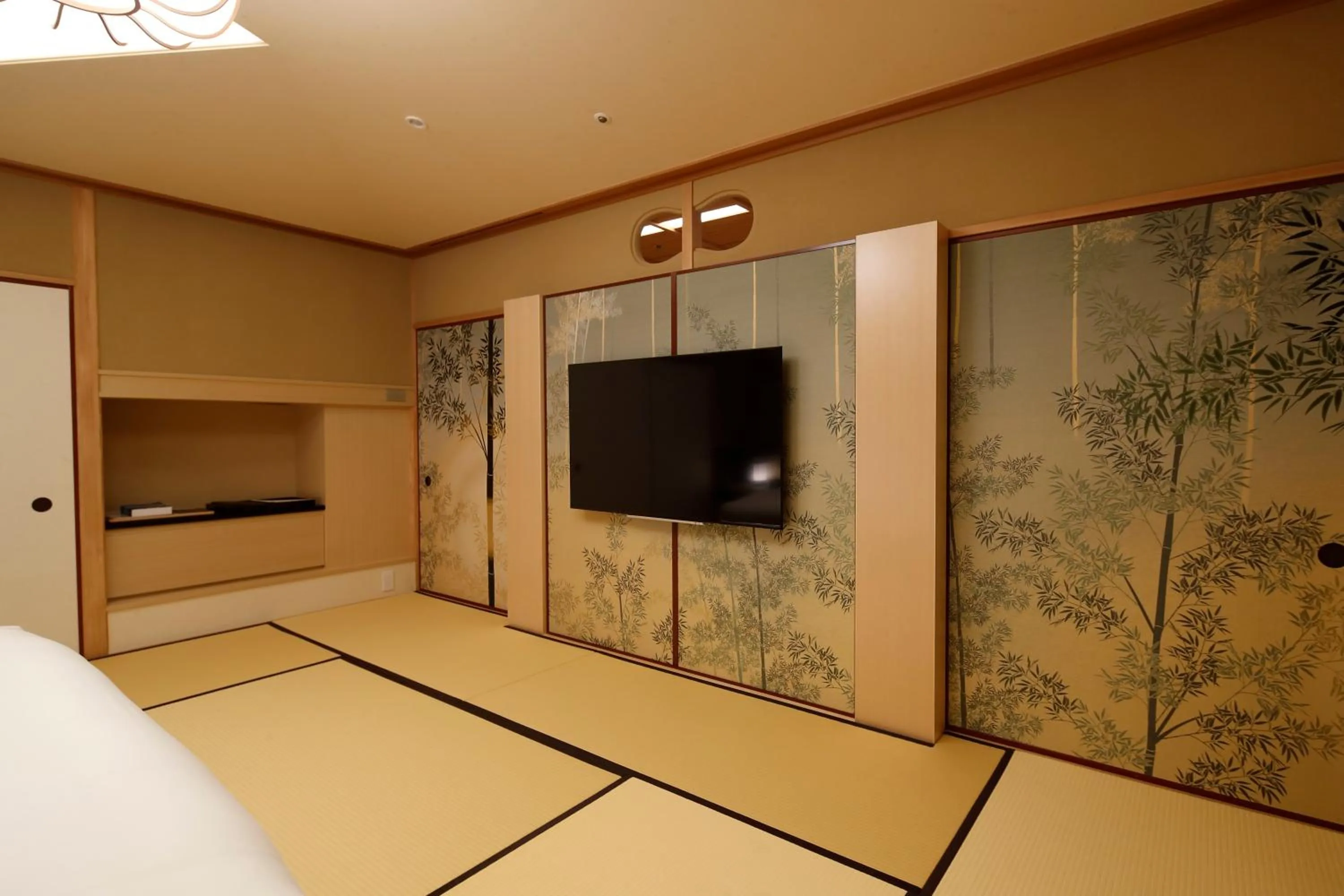 Photo of the whole room in Hotel Gajoen Tokyo