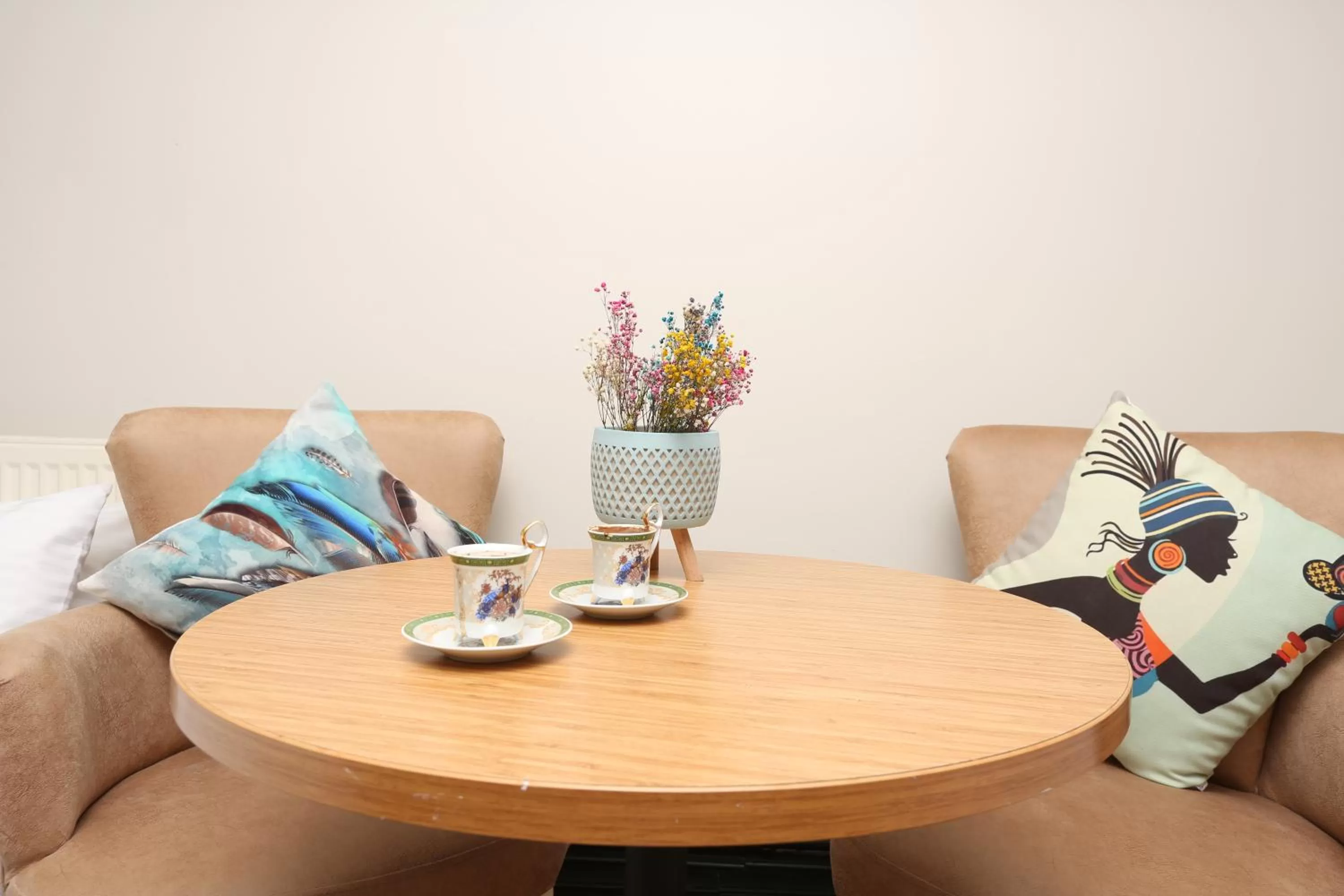 Seating area in Perazre Hotel