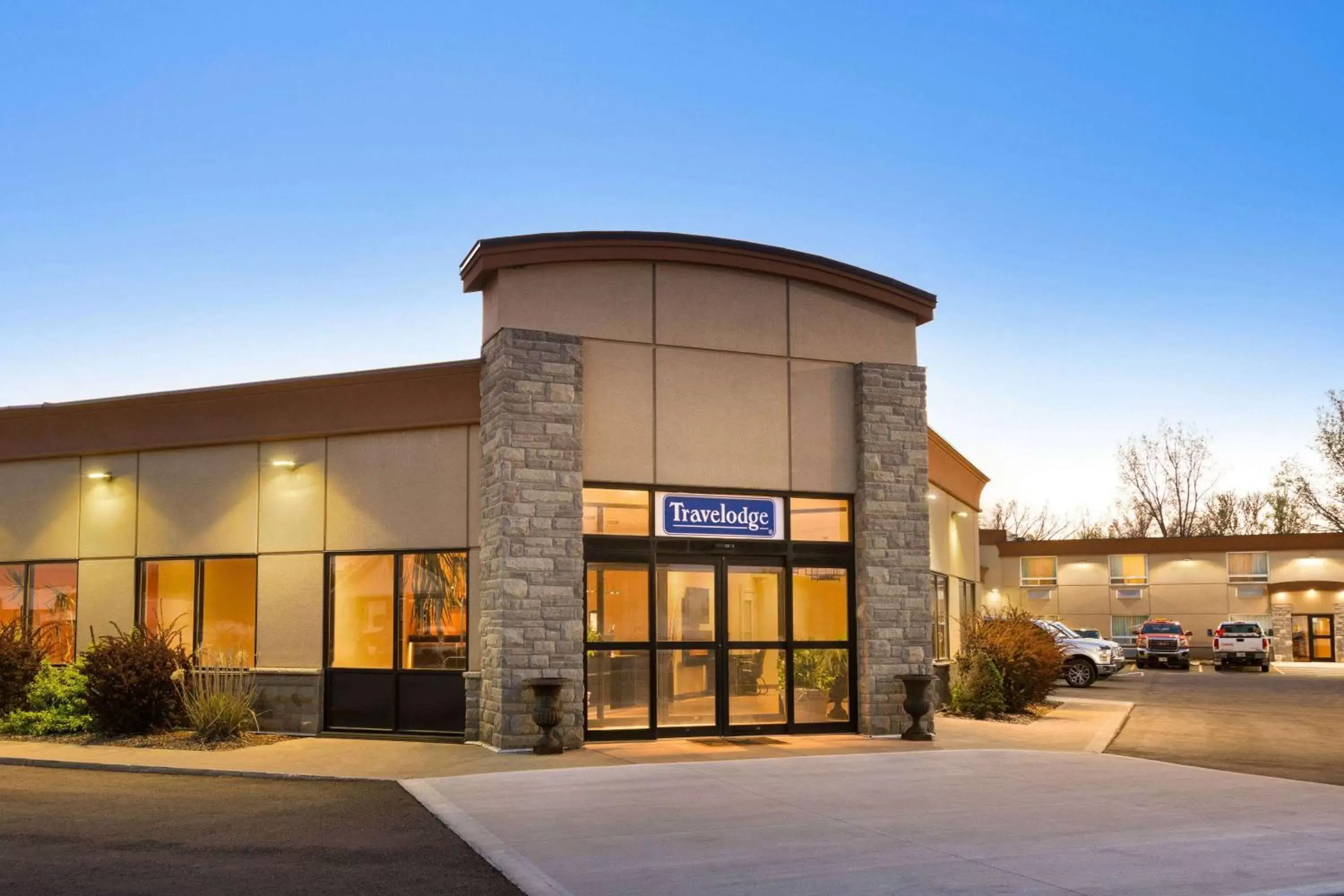 Property Building in Travelodge by Wyndham Simcoe