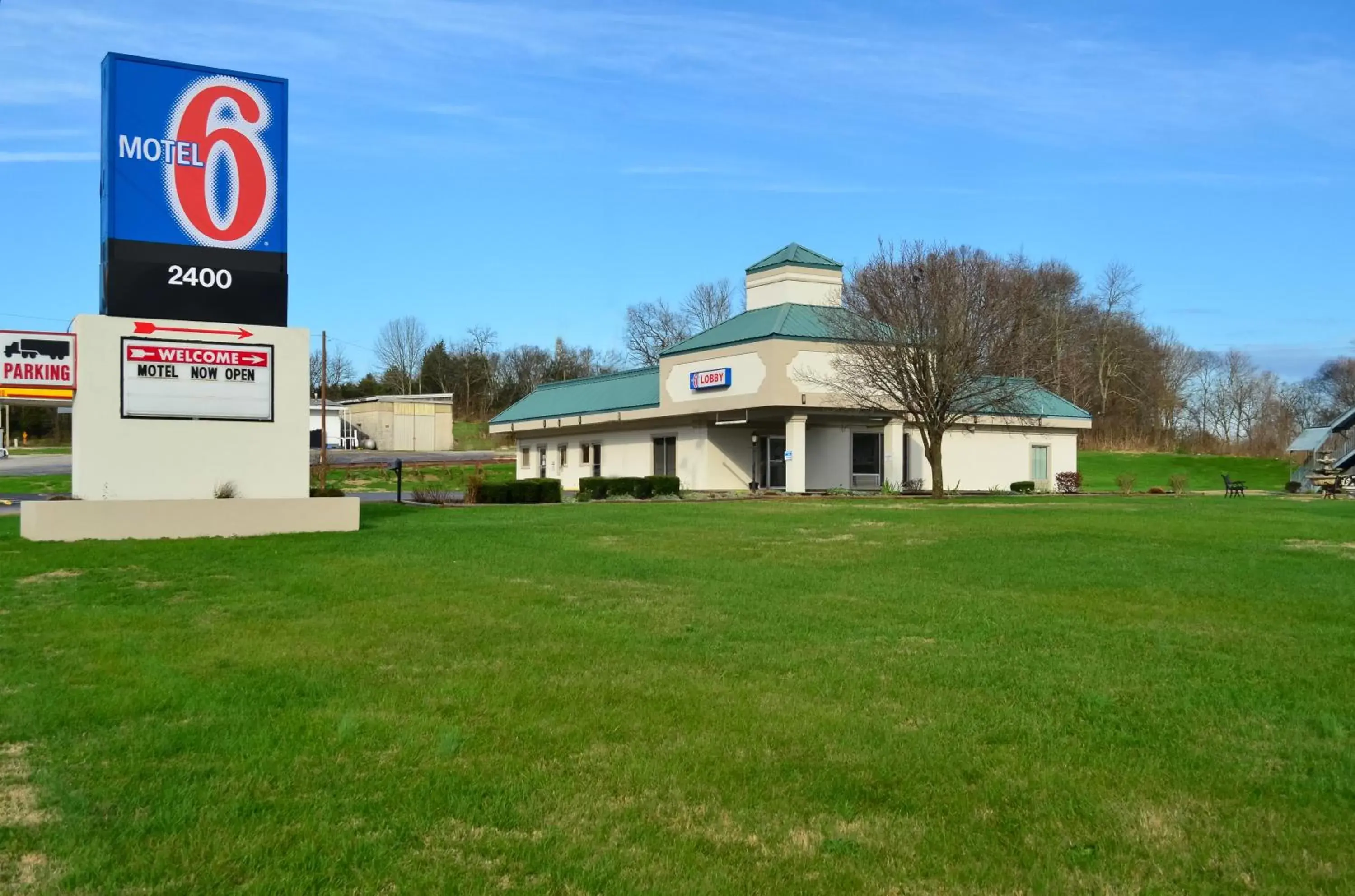 Facade/entrance, Property Building in Motel 6-Pulaski, TN