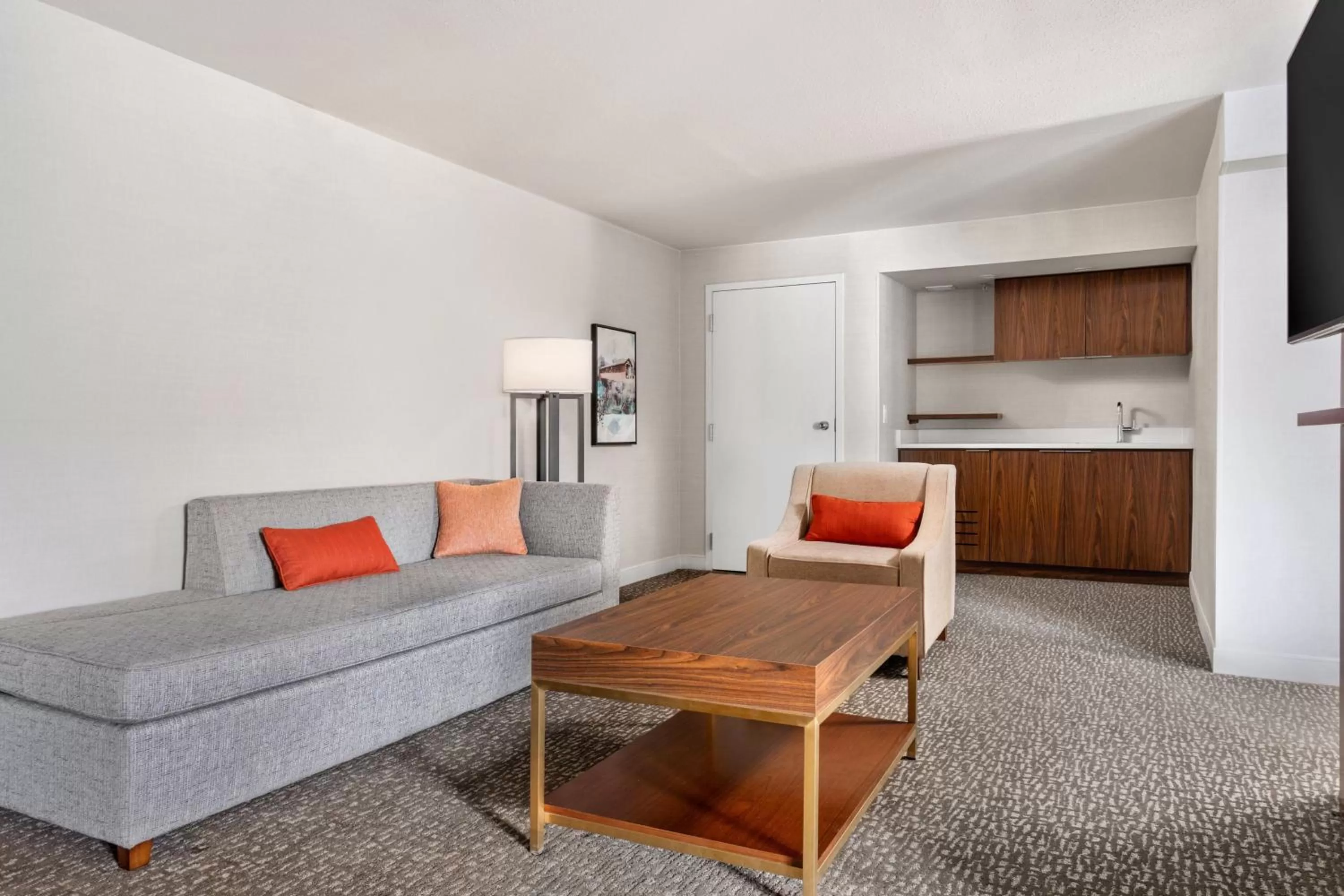 Living room in Delta Hotels by Marriott Allentown Lehigh Valley