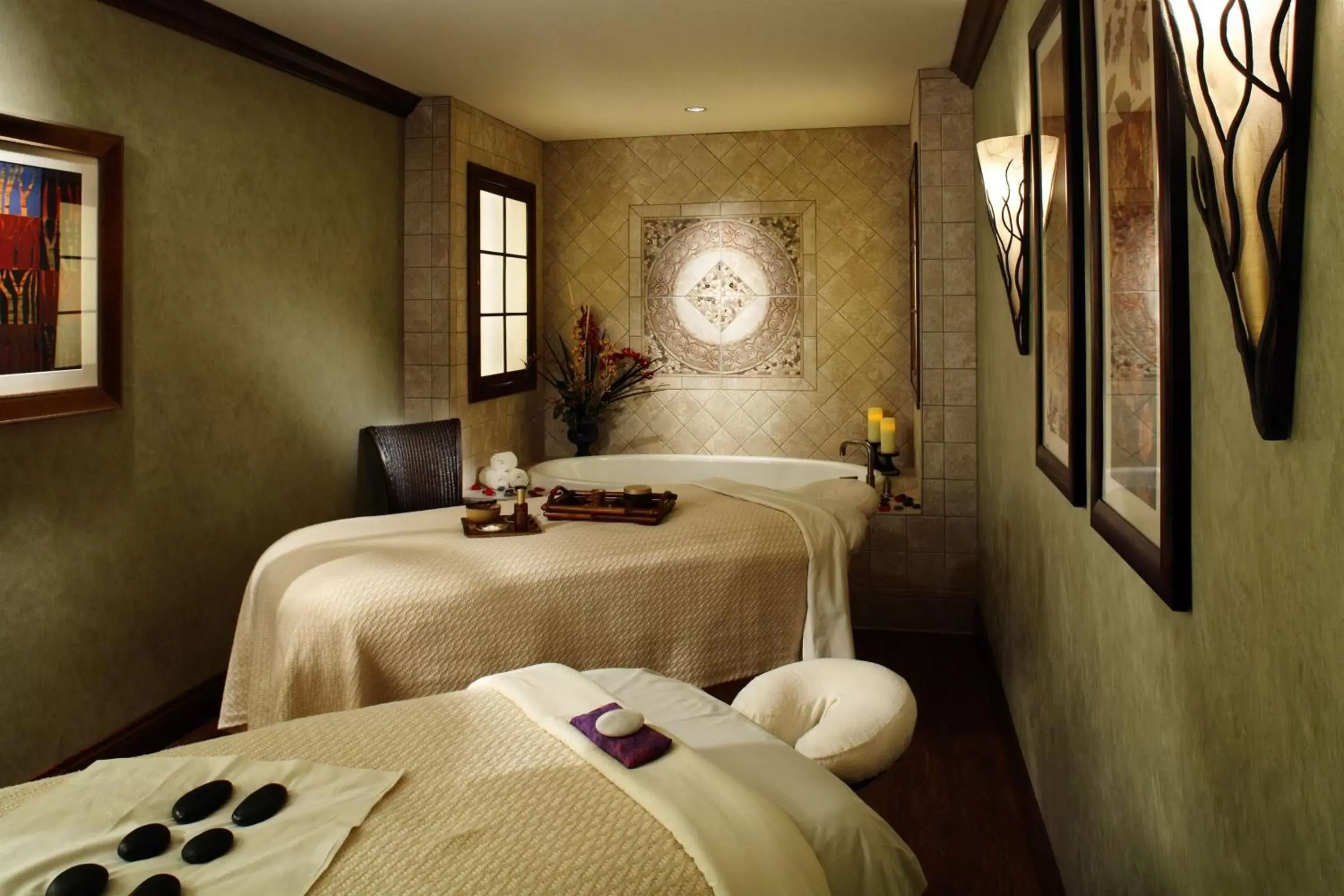 Spa and wellness centre/facilities in The Inverness Denver, a Hilton Golf & Spa Resort