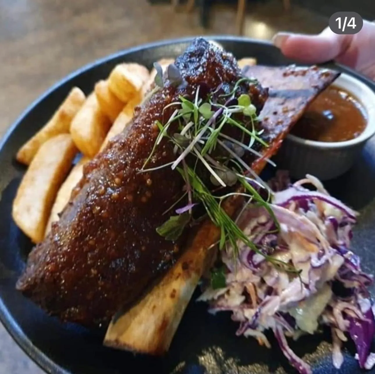 Restaurant/places to eat in Pokolbin Village Estate