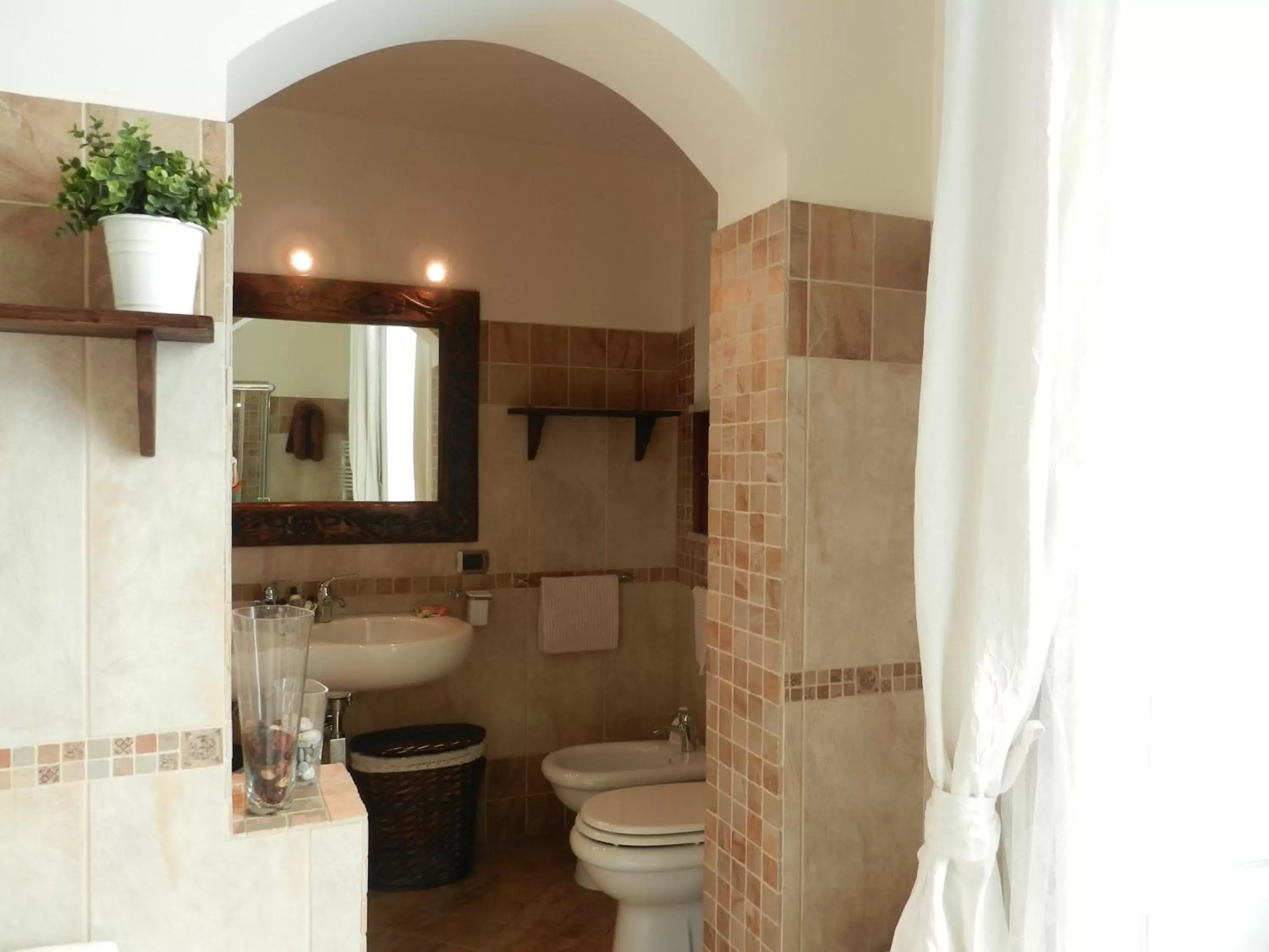 Bathroom in RossoCorallo B&B