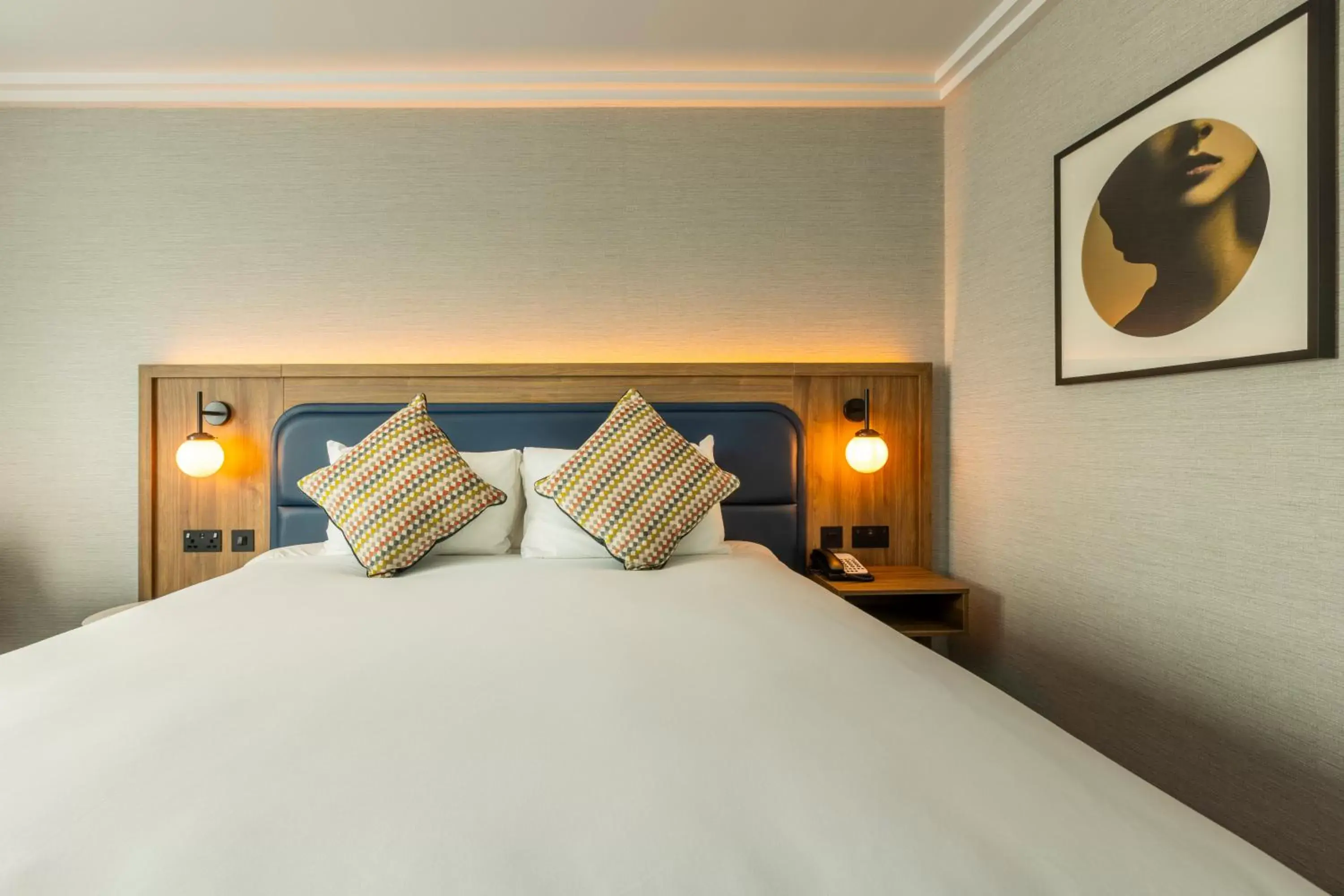 Bed in Crowne Plaza Birmingham NEC by IHG Bed in Crowne Plaza Birmingham NEC by IHG