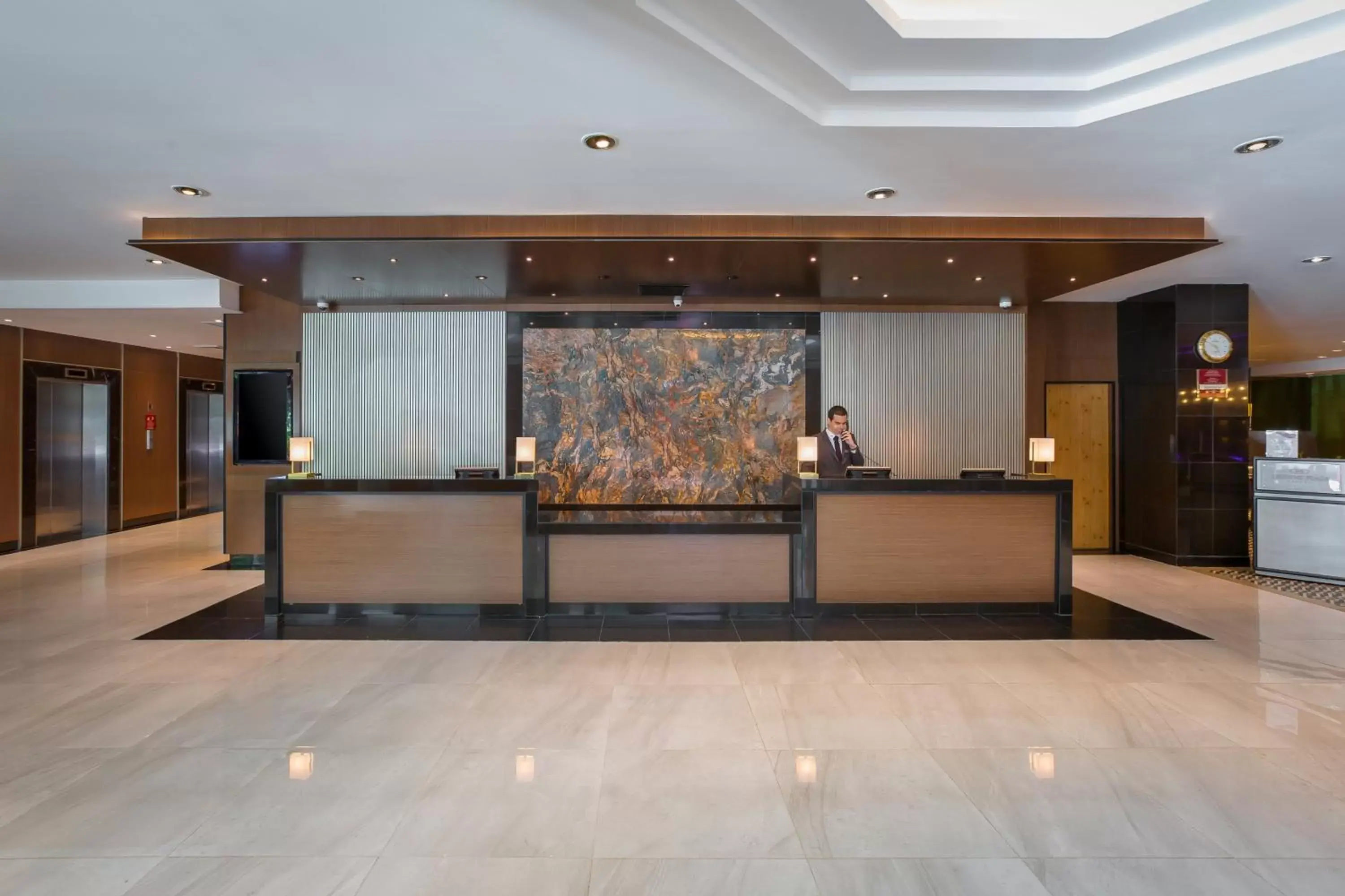 Property building, Lobby/Reception in Crowne Plaza Panama, an IHG Hotel
