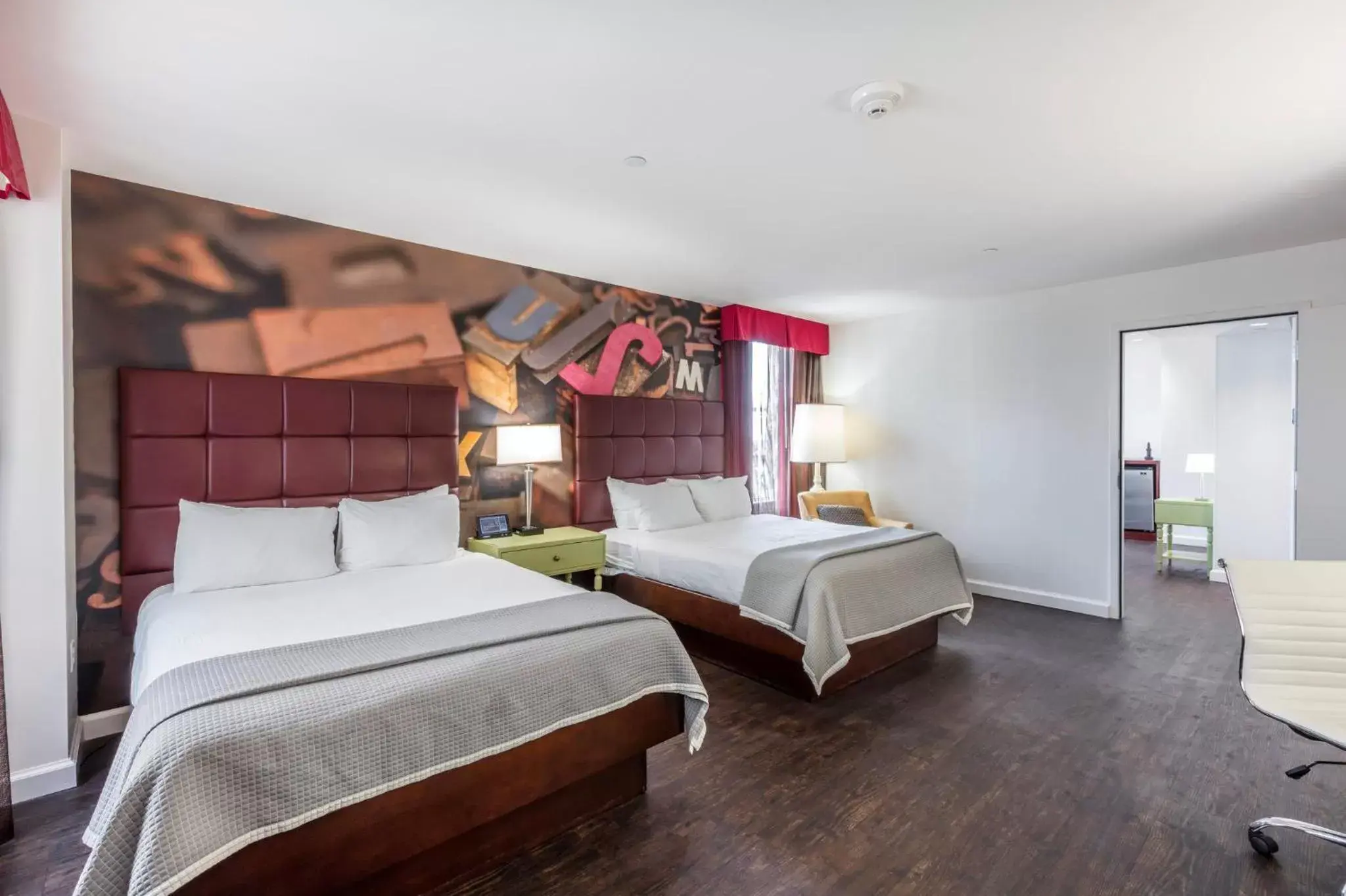 Photo of the whole room, Bed in Hotel Indigo Nashville - The Countrypolitan