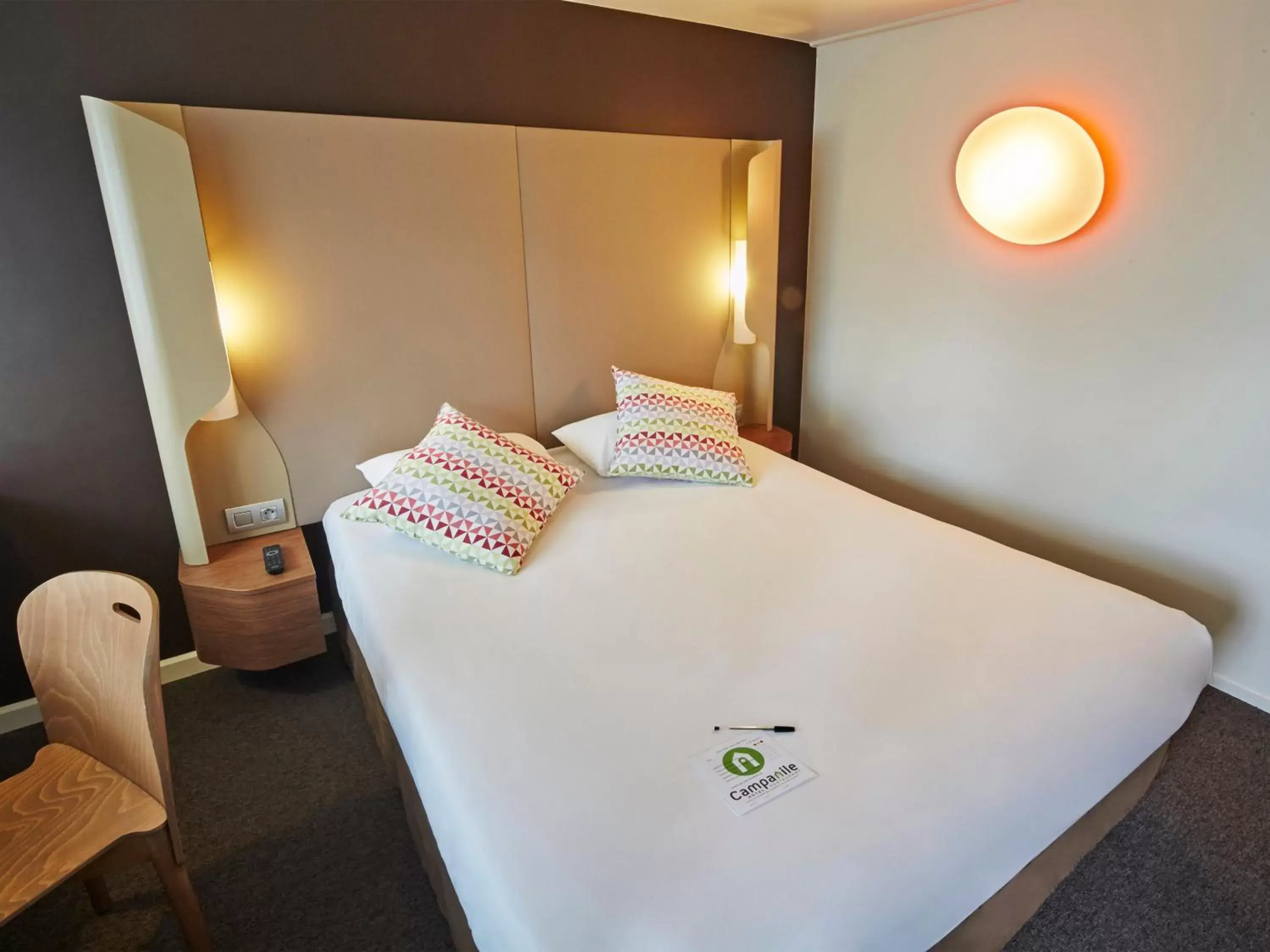 Bed in Campanile Dijon Nord - Toison D'or Bed in Campanile Dijon Nord - Toison D'or