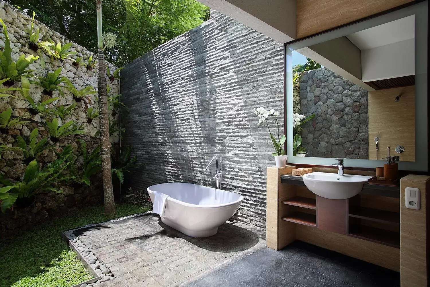 Bathroom in Del Cielo Villa Jimbaran