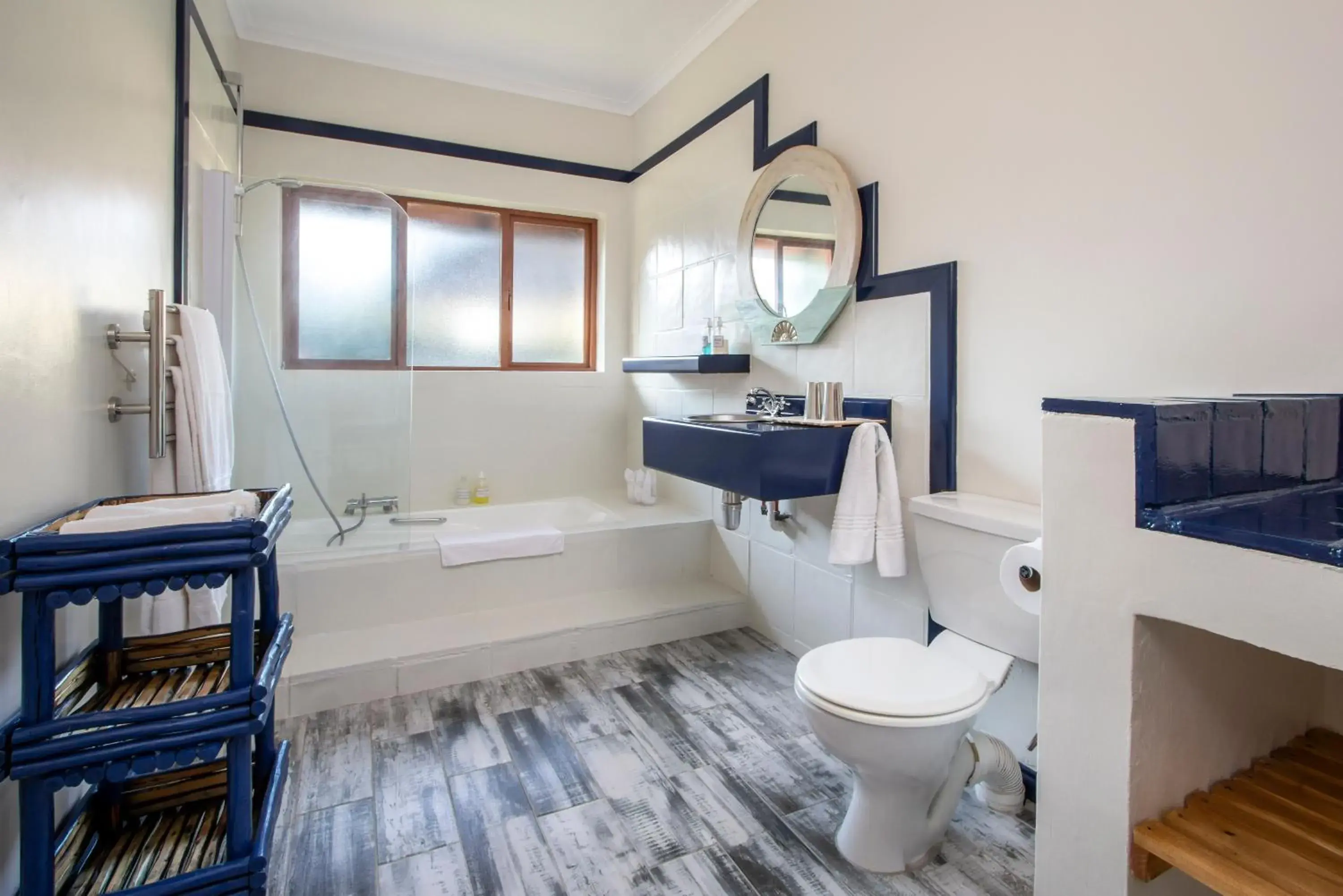 Toilet, Bathroom in House on Westcliff