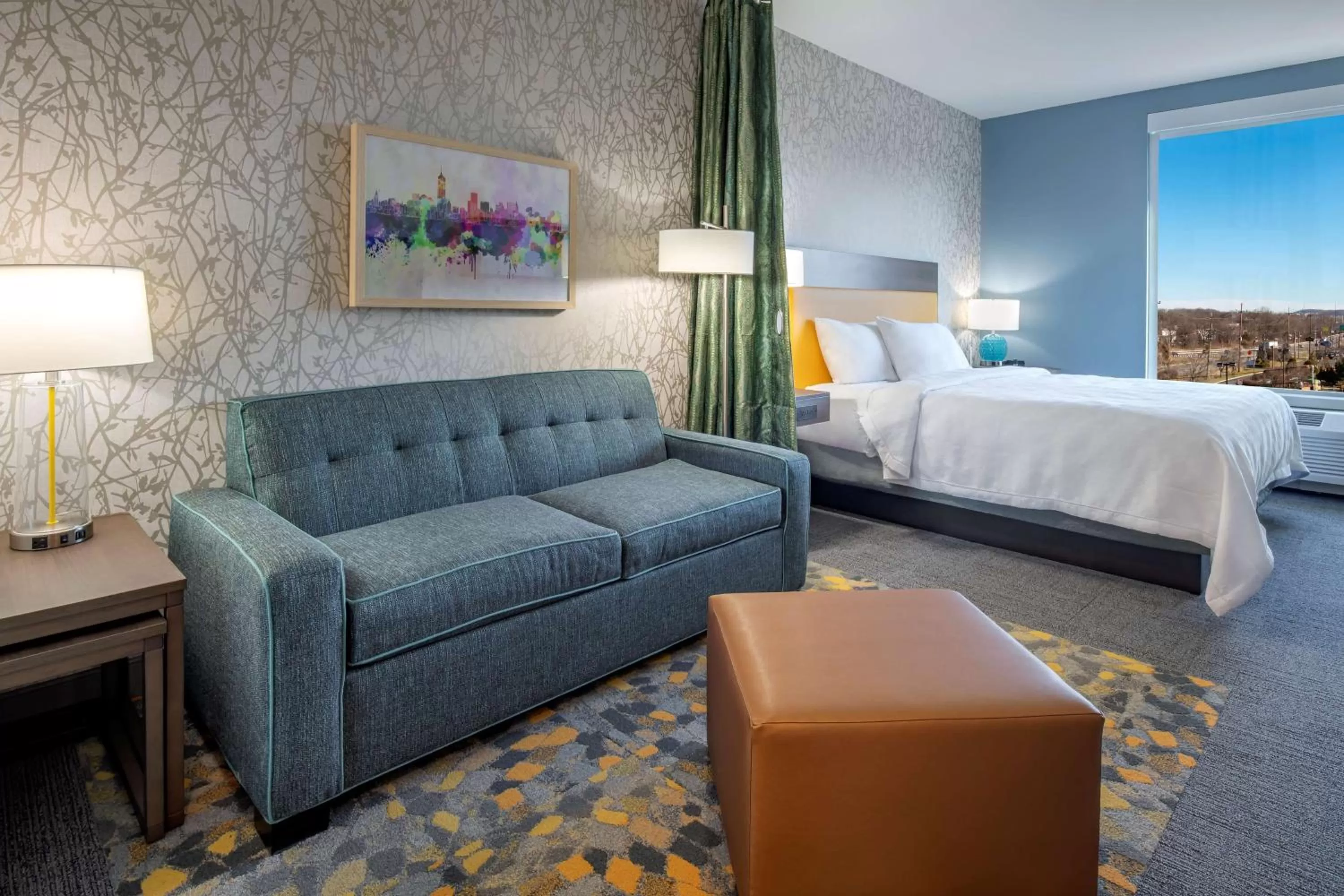 Living room, Bed in Home2 Suites By Hilton Wayne, NJ