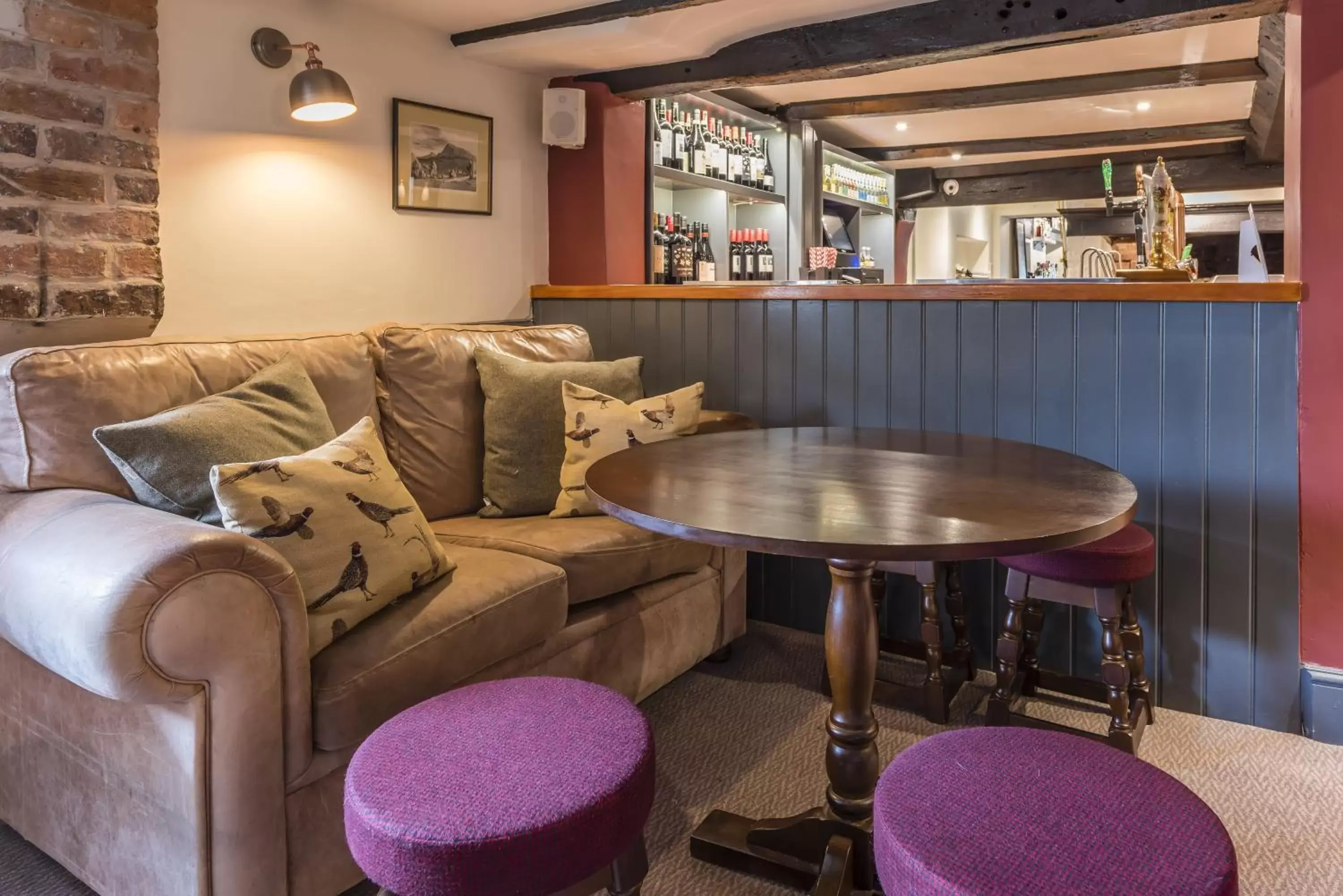 Lounge/Bar in The Hopton Crown