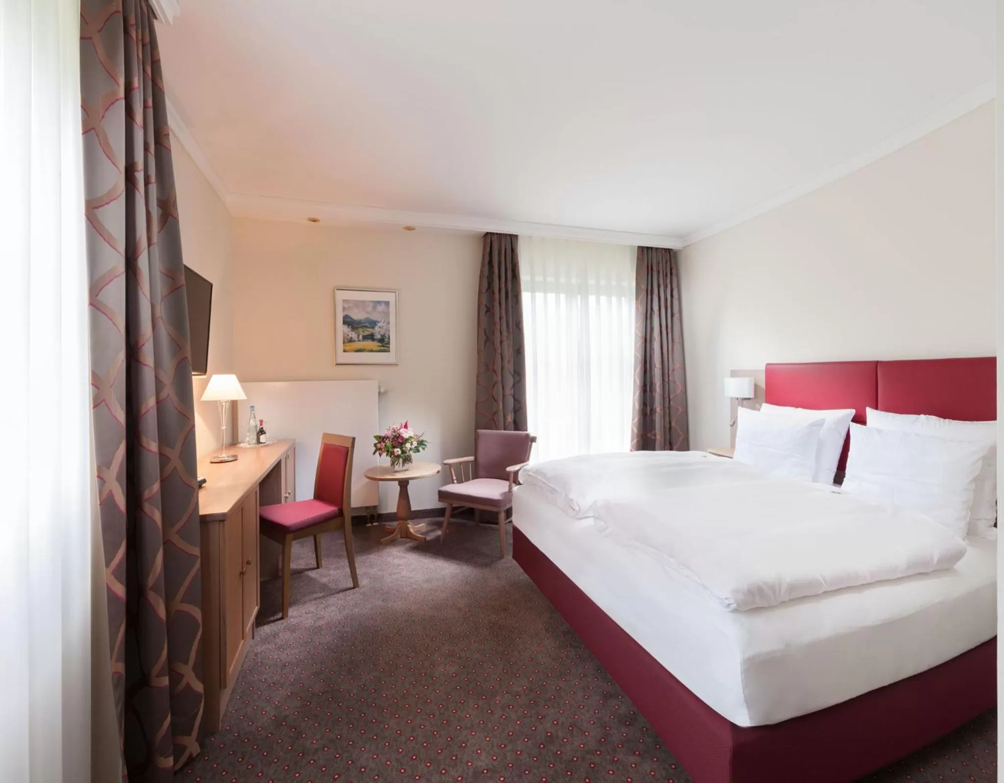 Bed in Hotel Hachinger Hof