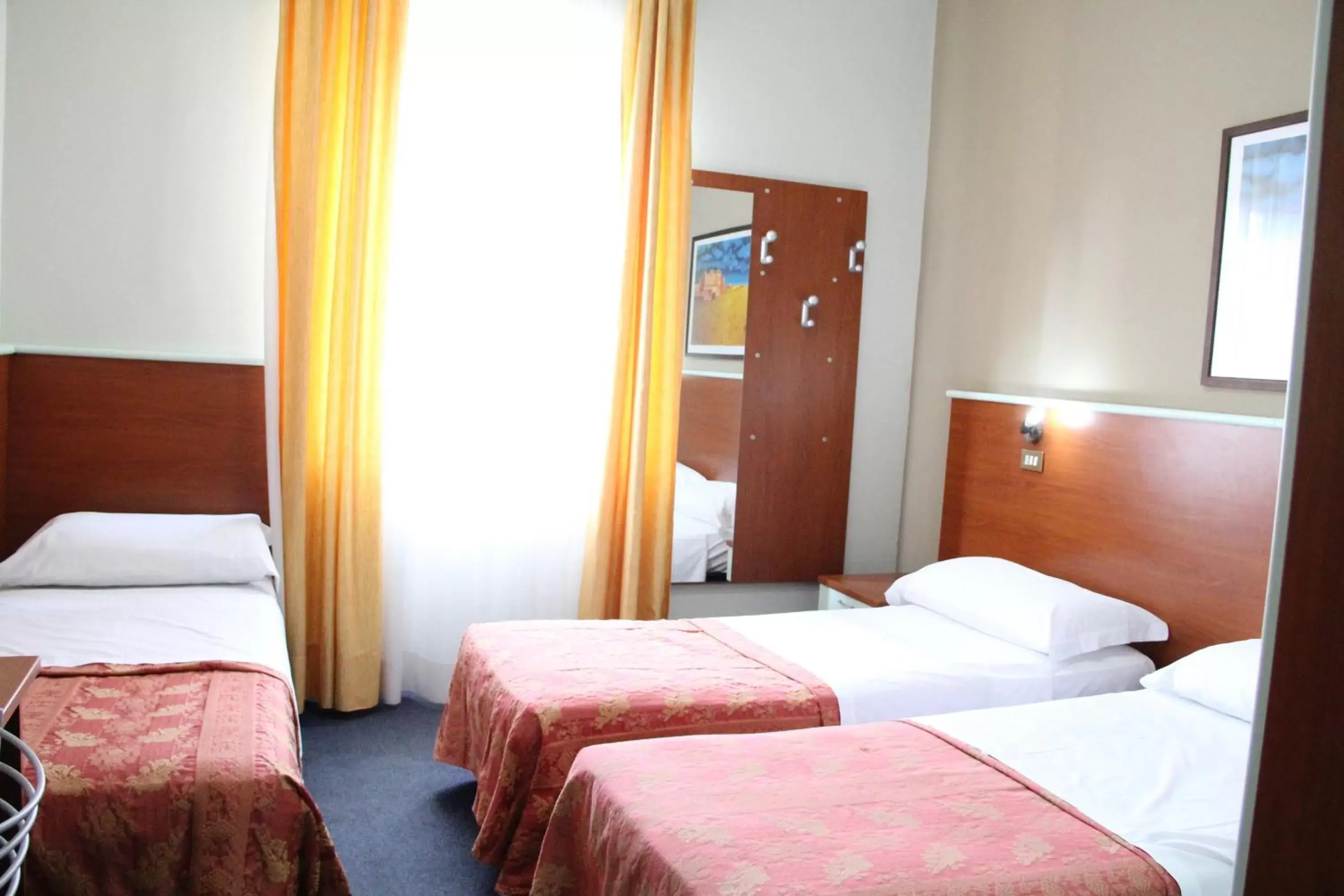 Photo of the whole room, Bed in Hotel MM Dateo