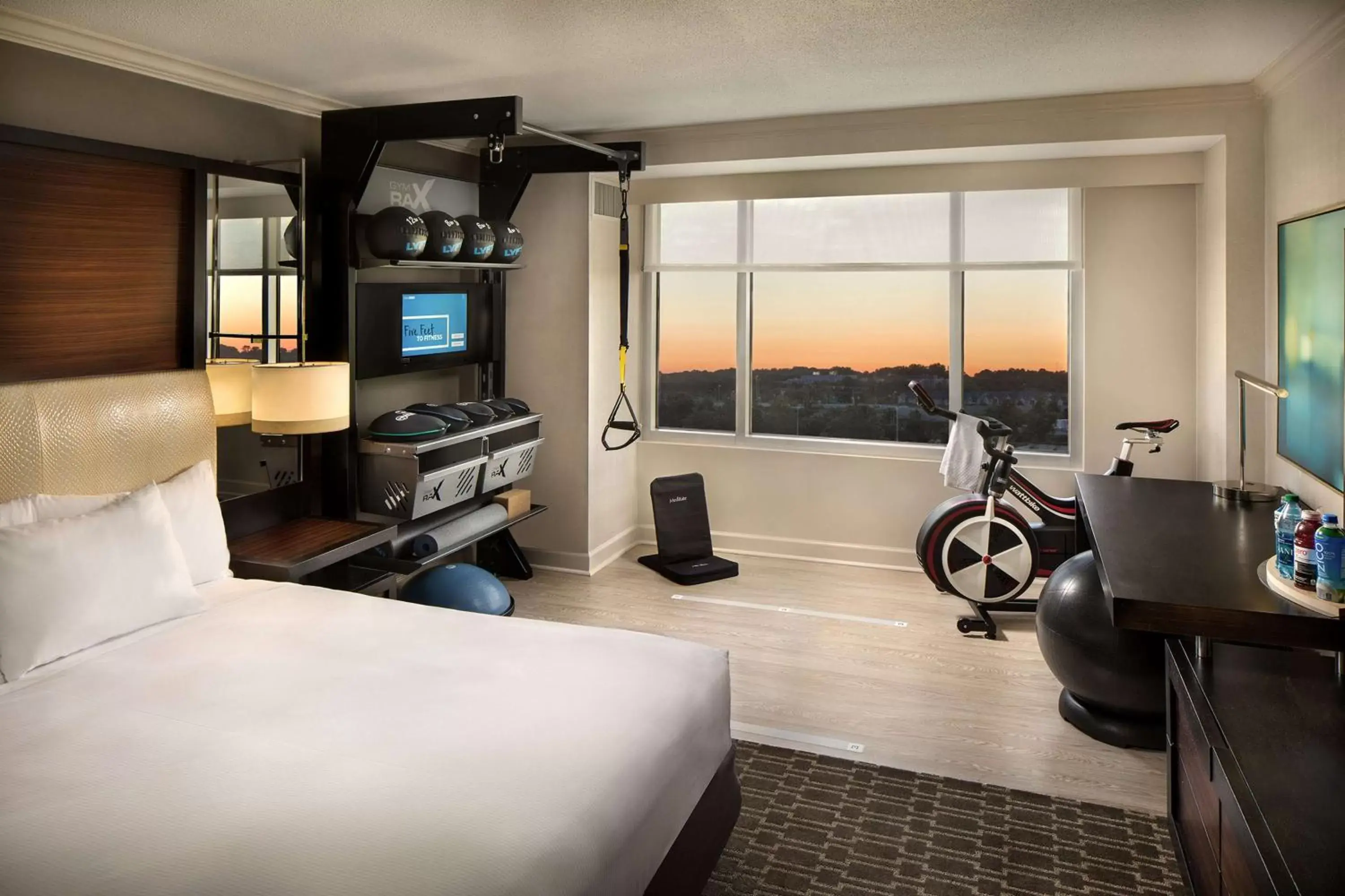 Bedroom in DoubleTree by Hilton Atlanta Airport