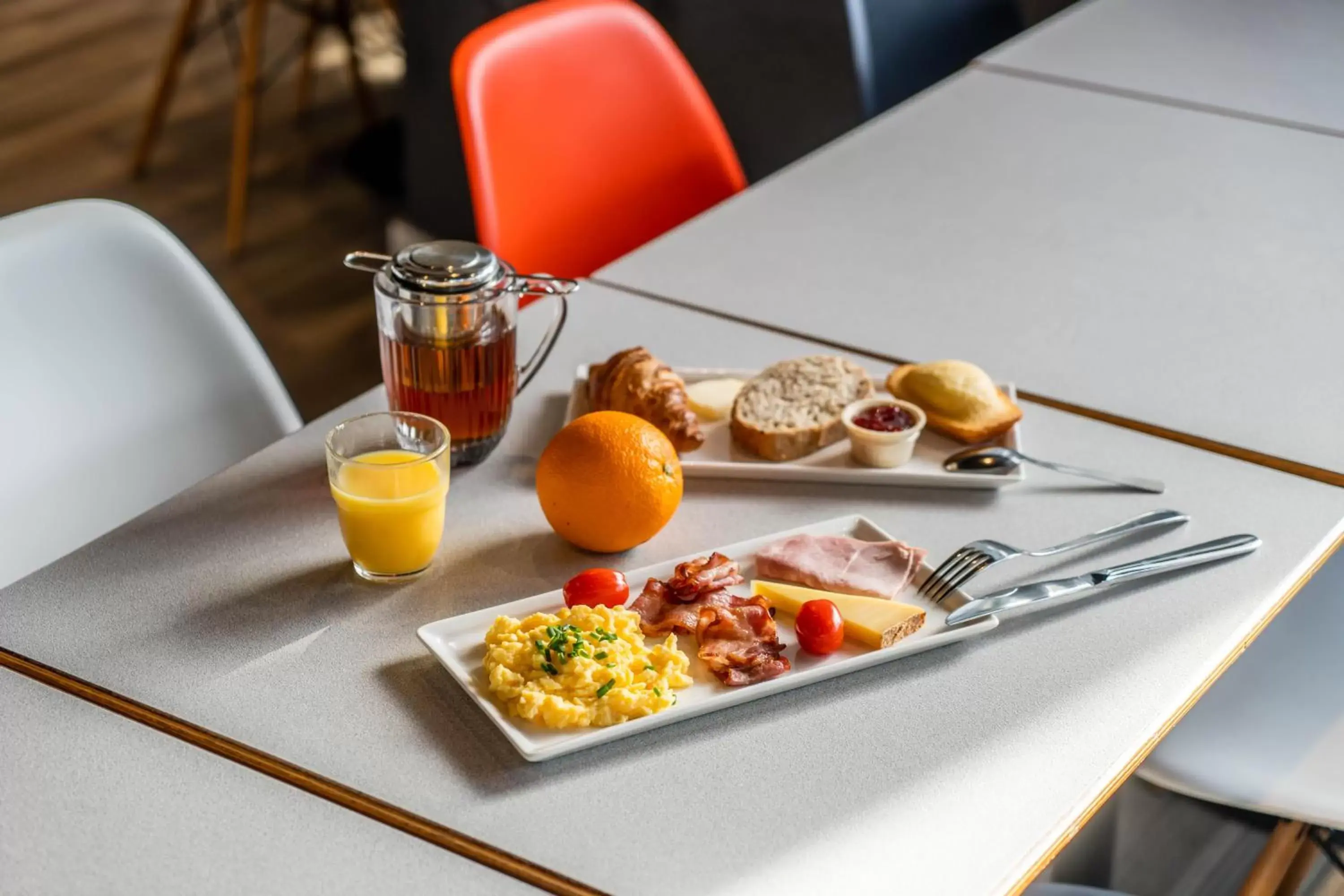 Breakfast in ibis Orleans Centre Foch