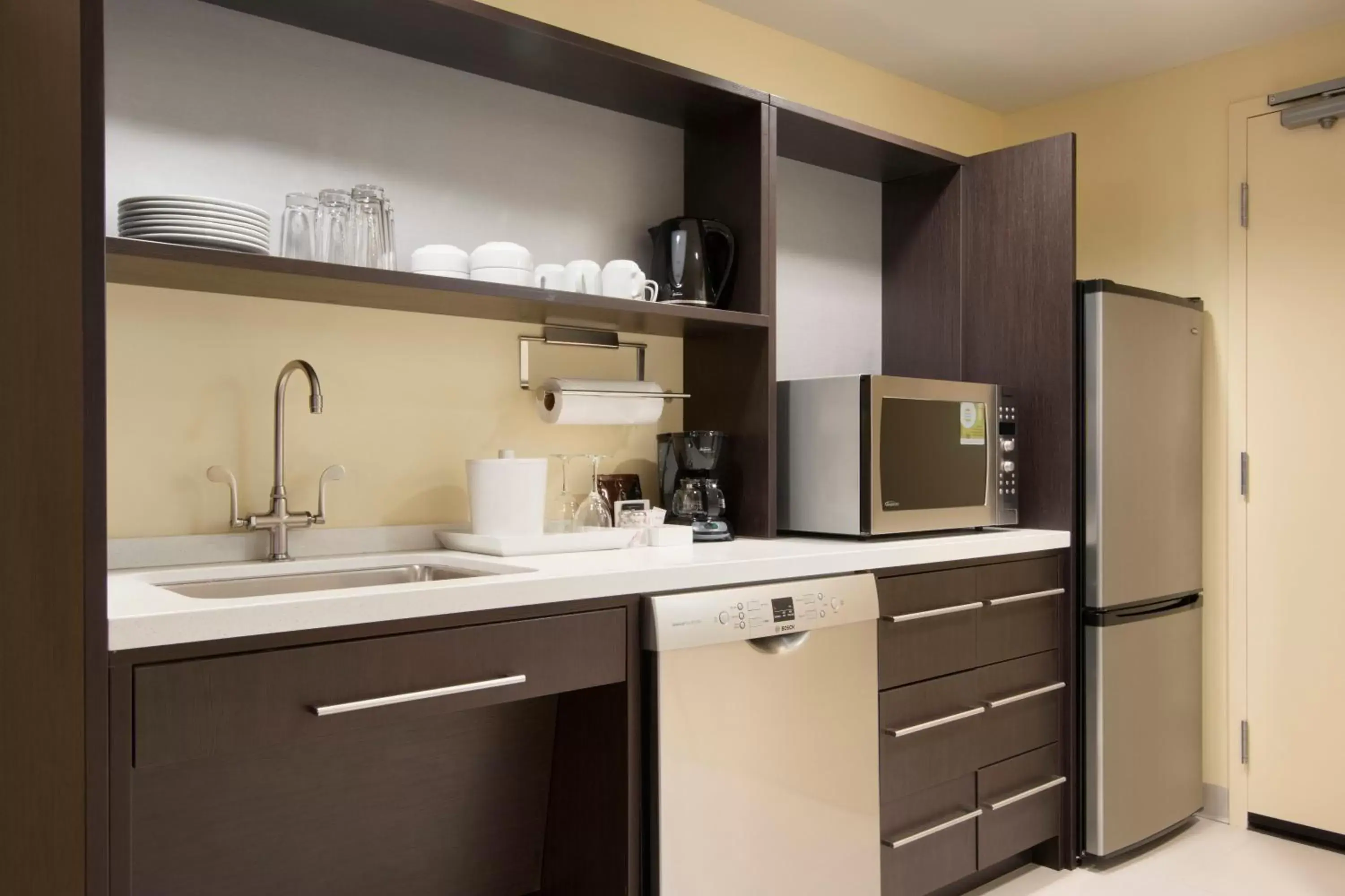 kitchen, Kitchen/Kitchenette in Home2 Suites by Hilton Fort St. John