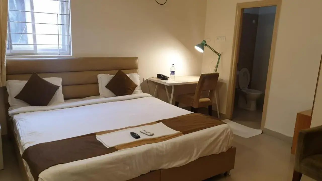 Bed in Hotel Blue Dawn Suites Madhapur