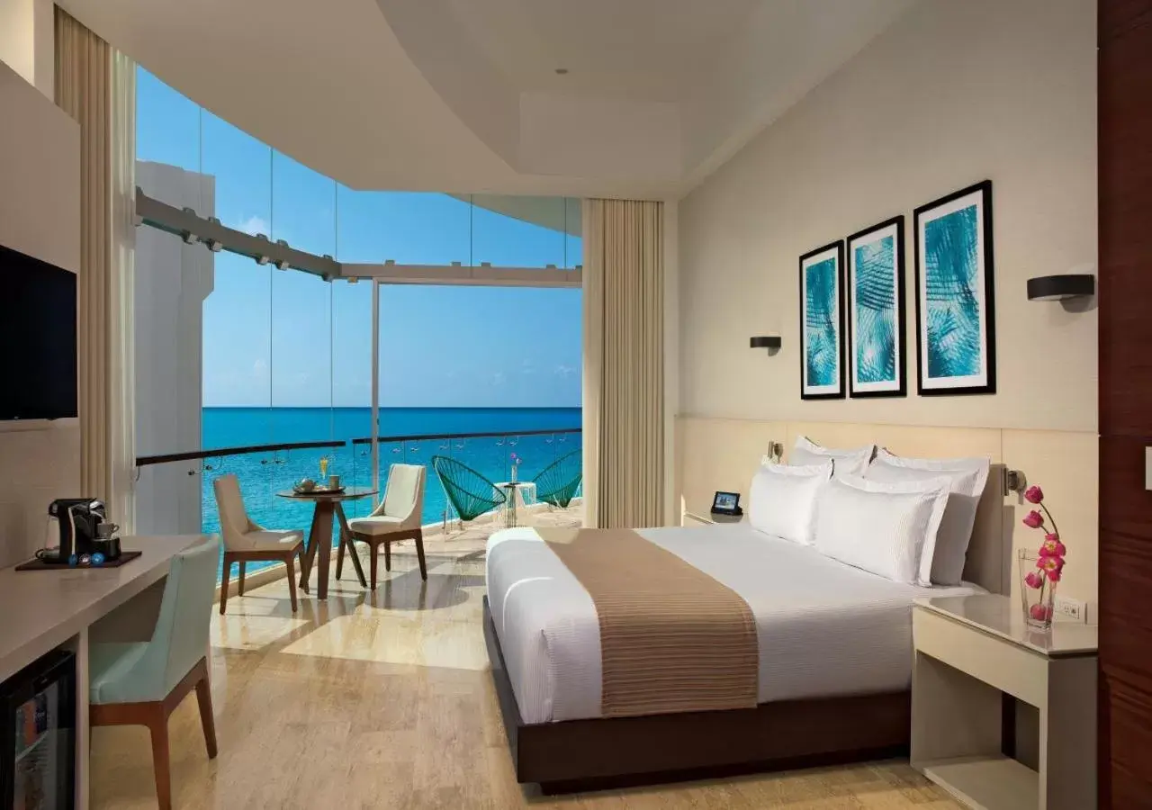 Bed in Altitude at Krystal Grand Cancun - All Inclusive