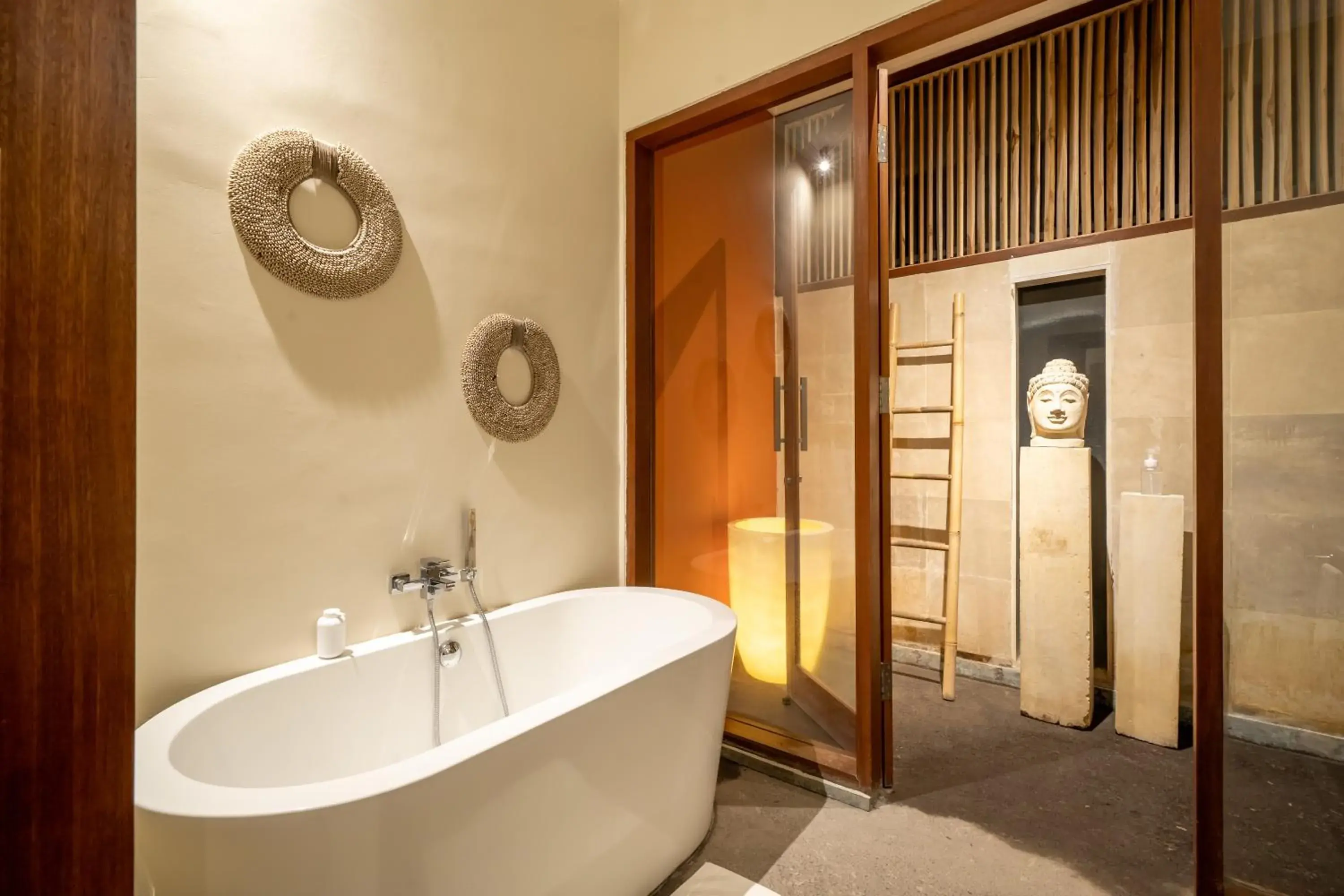 Bathroom in Rouge - Villas & Spa