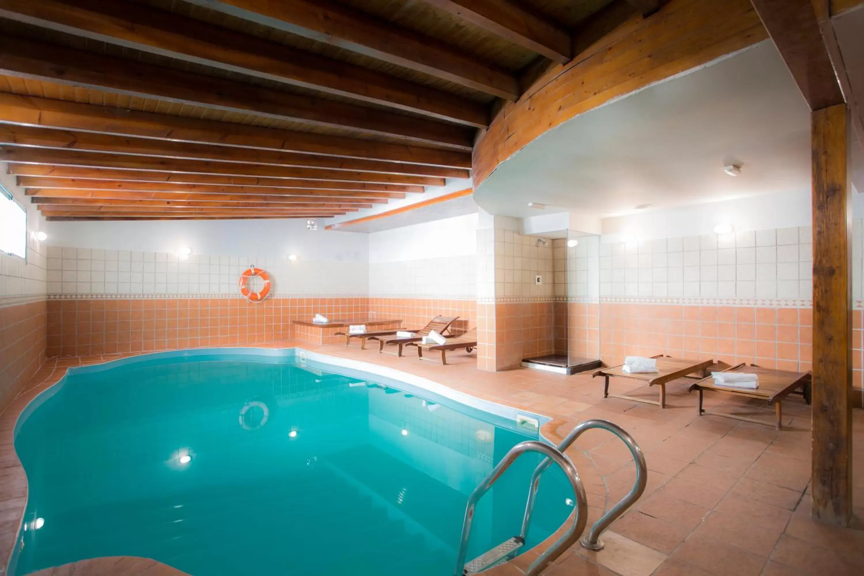 Swimming Pool in Casual de las Artes Valencia