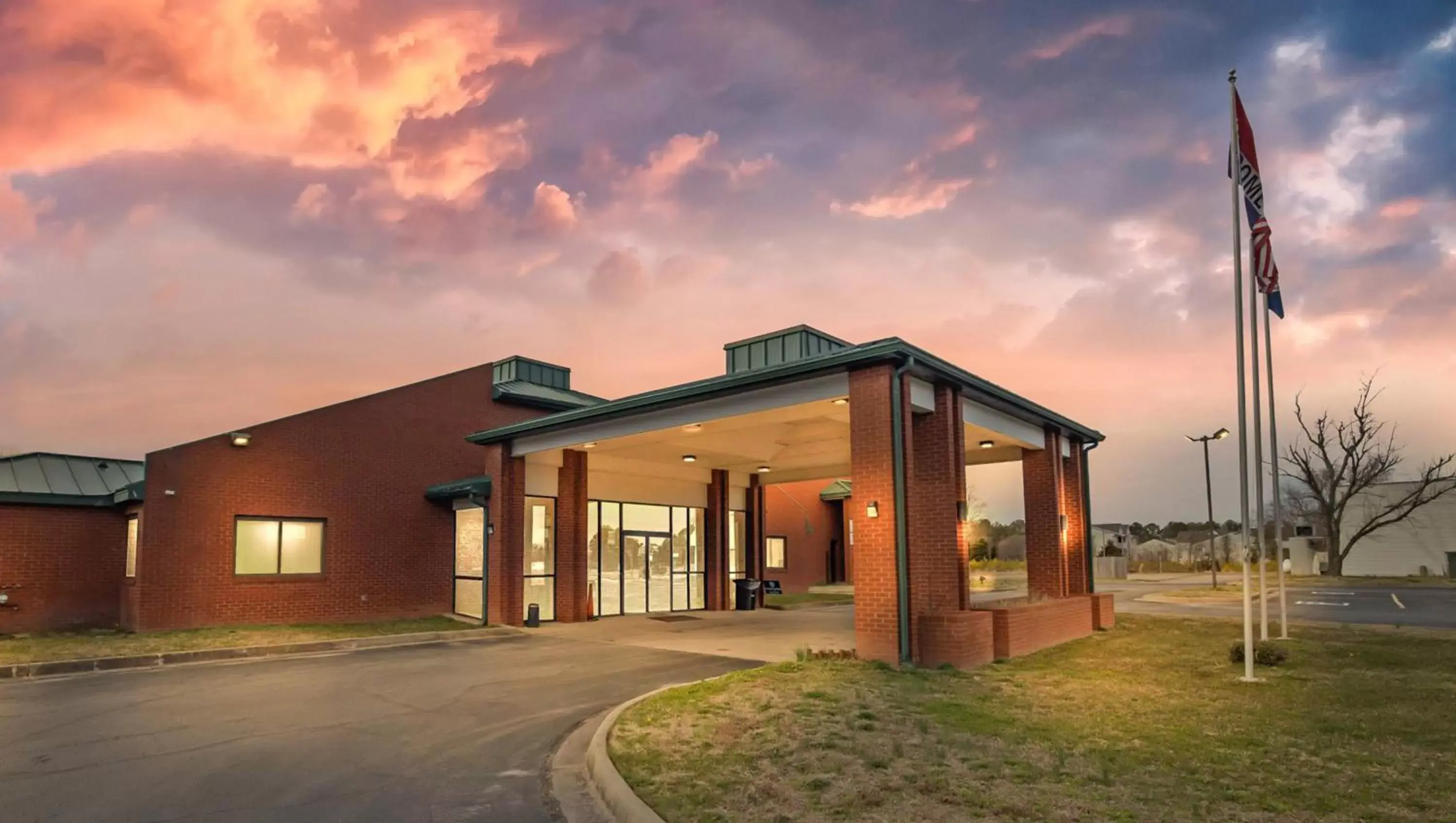 Property building in Studios and Suites 4 Less Emporia Property building in Studios and Suites 4 Less Emporia