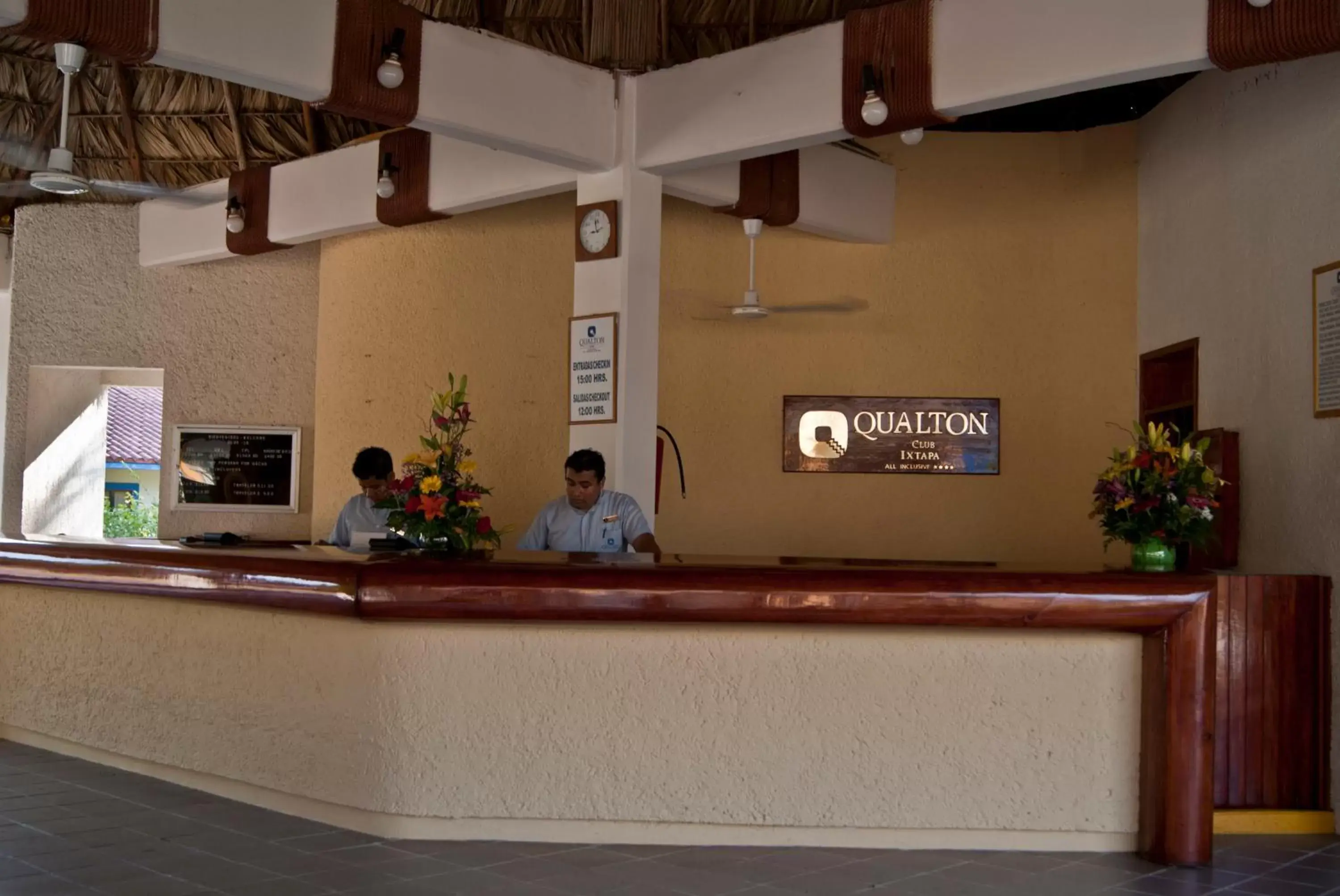 Lobby or reception, Lobby/Reception in Qualton Club Ixtapa All Inclusive