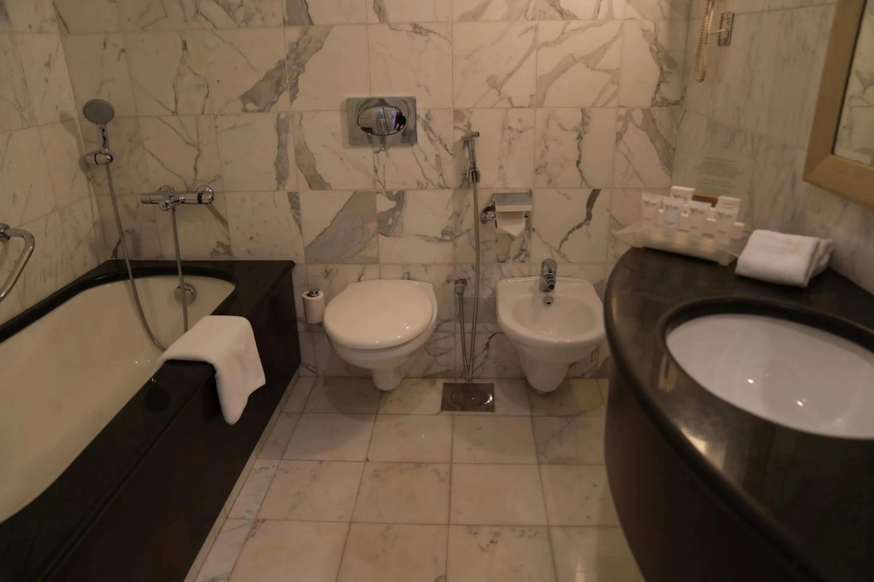 Shower in Millennium Central Kuwait Downtown