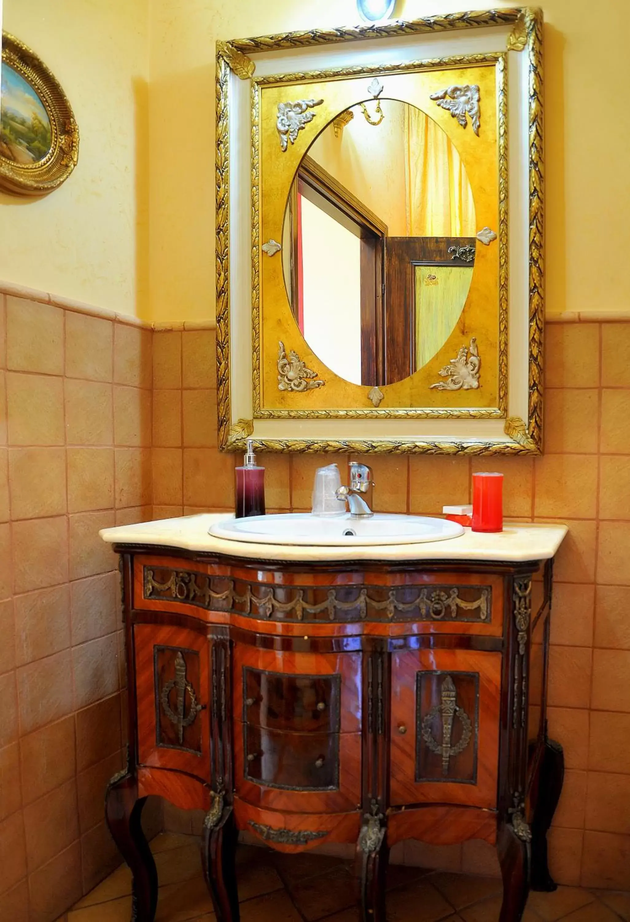 Bathroom in B&B La Dolce Vita - Luxury House