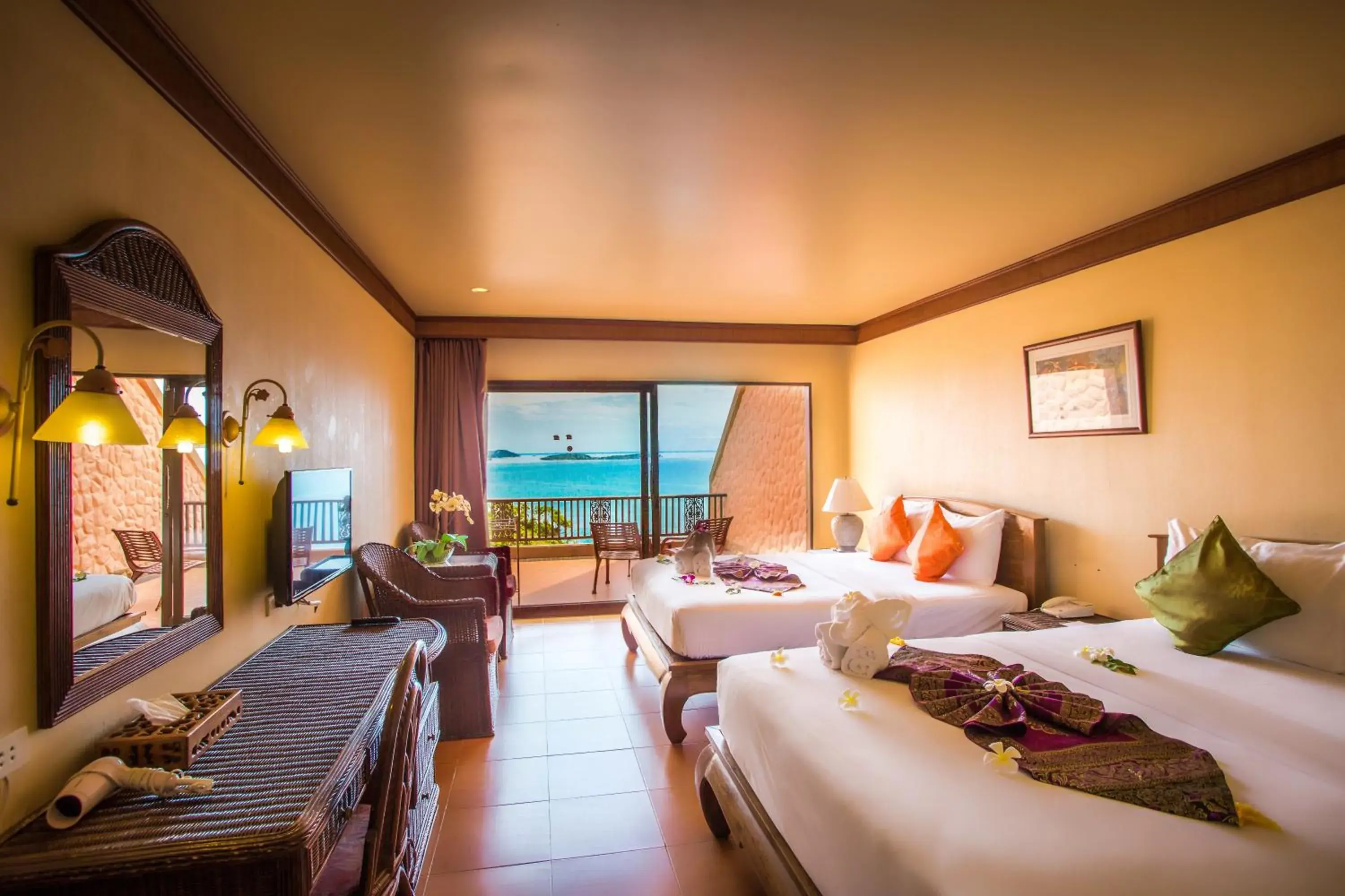Bedroom in Samui Bayview Resort & Spa