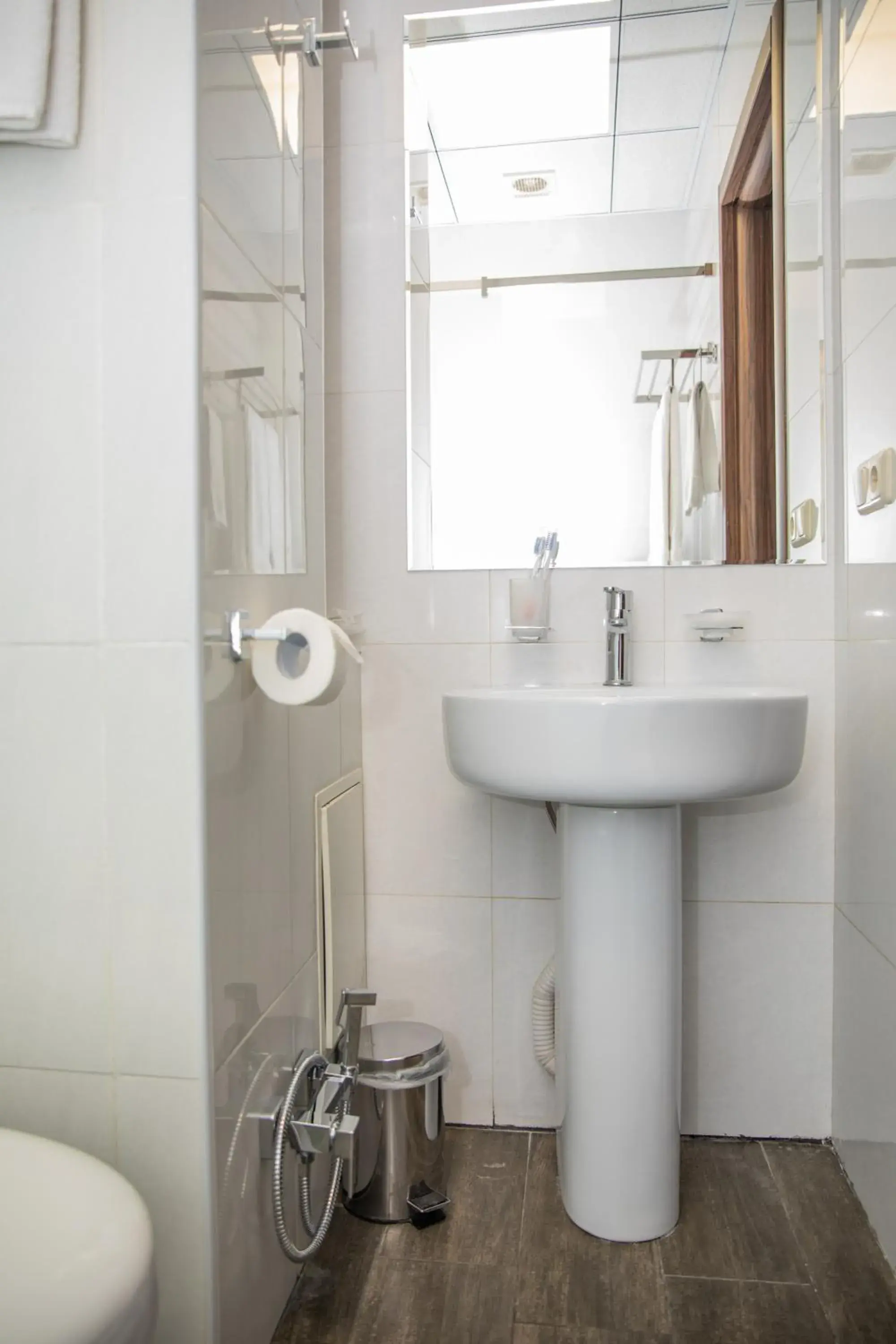 Bathroom in Cascade Hotel