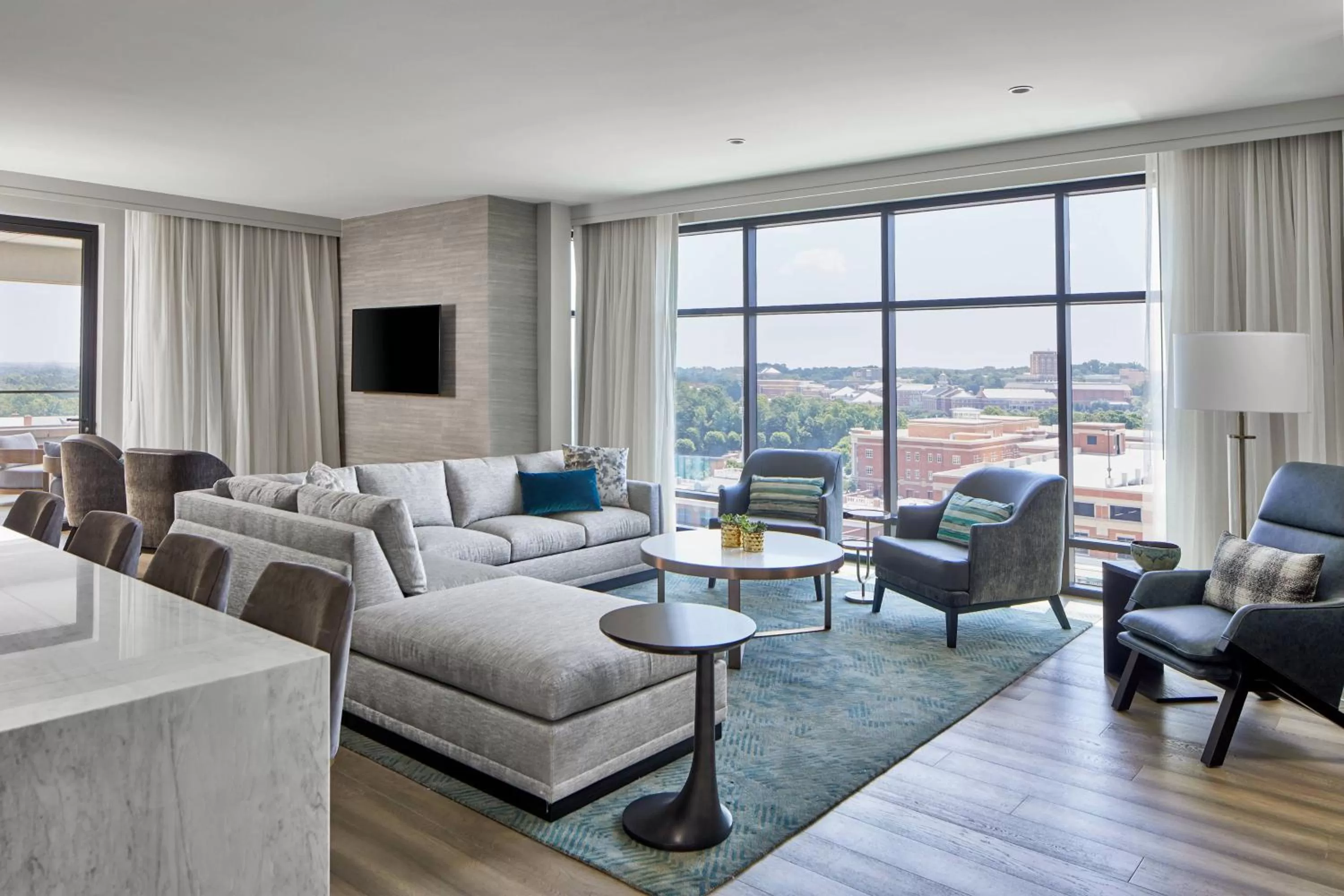 Photo of the whole room in UNC Charlotte Marriott Hotel & Conference Center