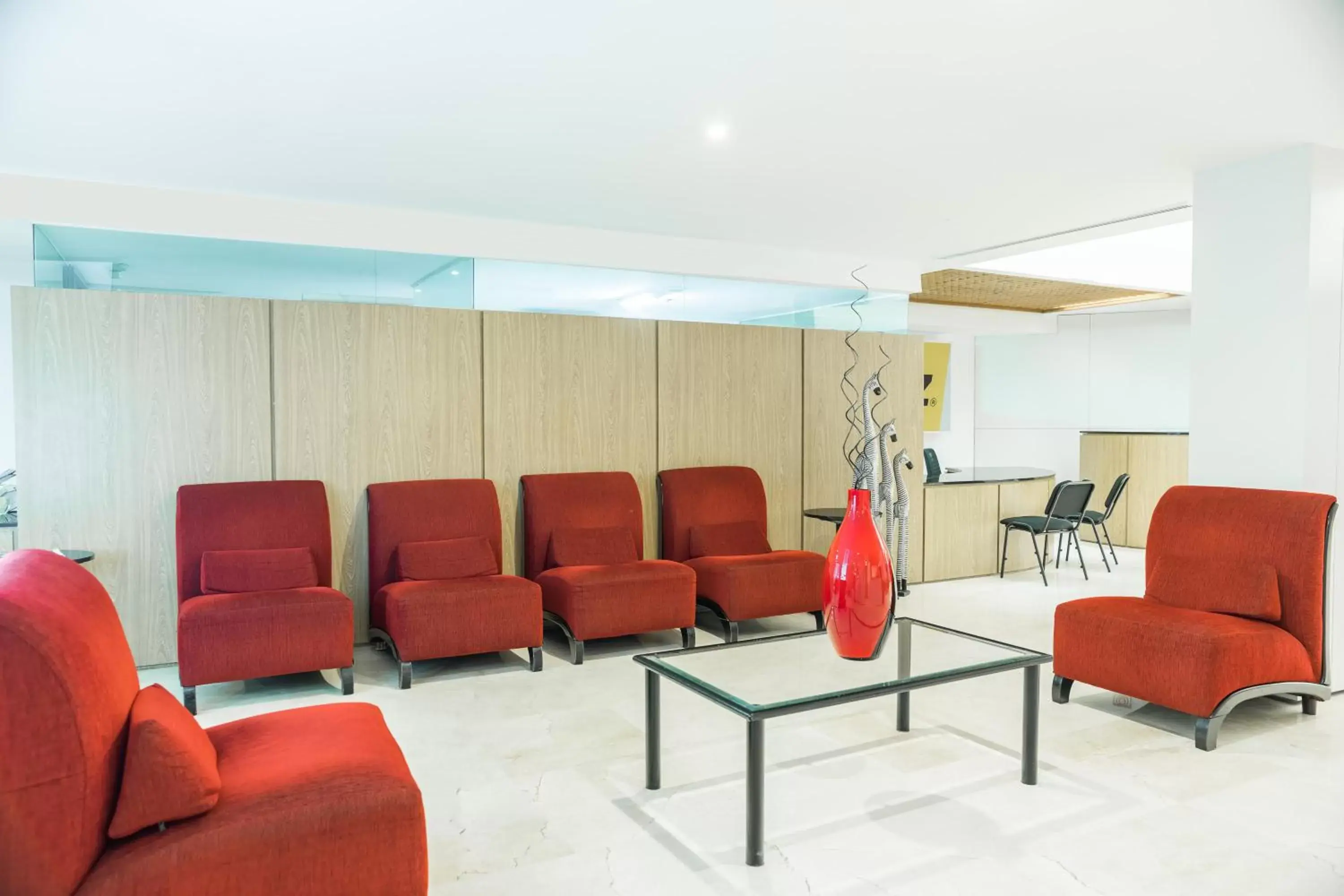 Area and facilities, Seating Area in Ramada Hola Culiacan