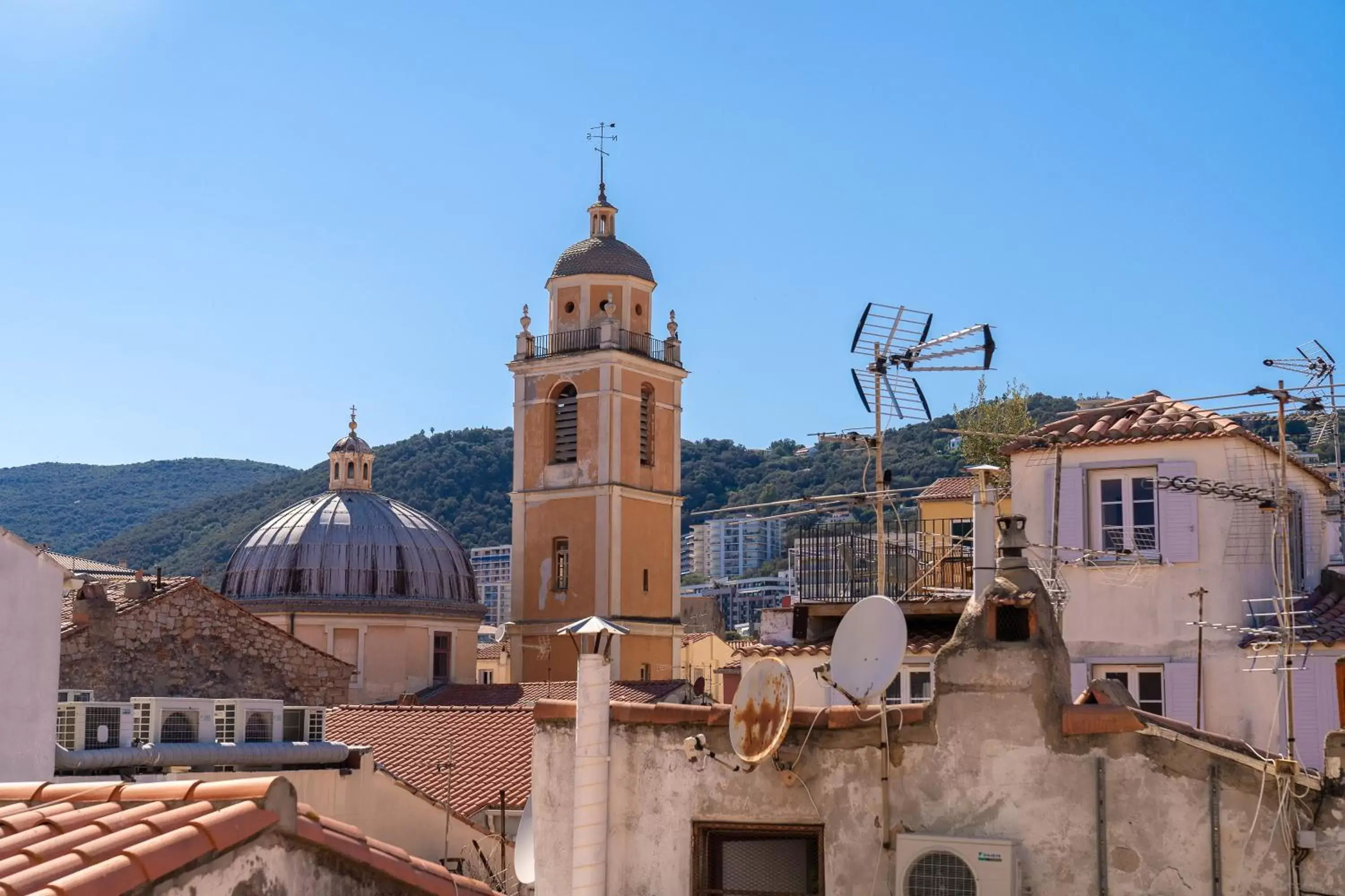 Neighbourhood in Hotel San Carlu Citadelle Ajaccio