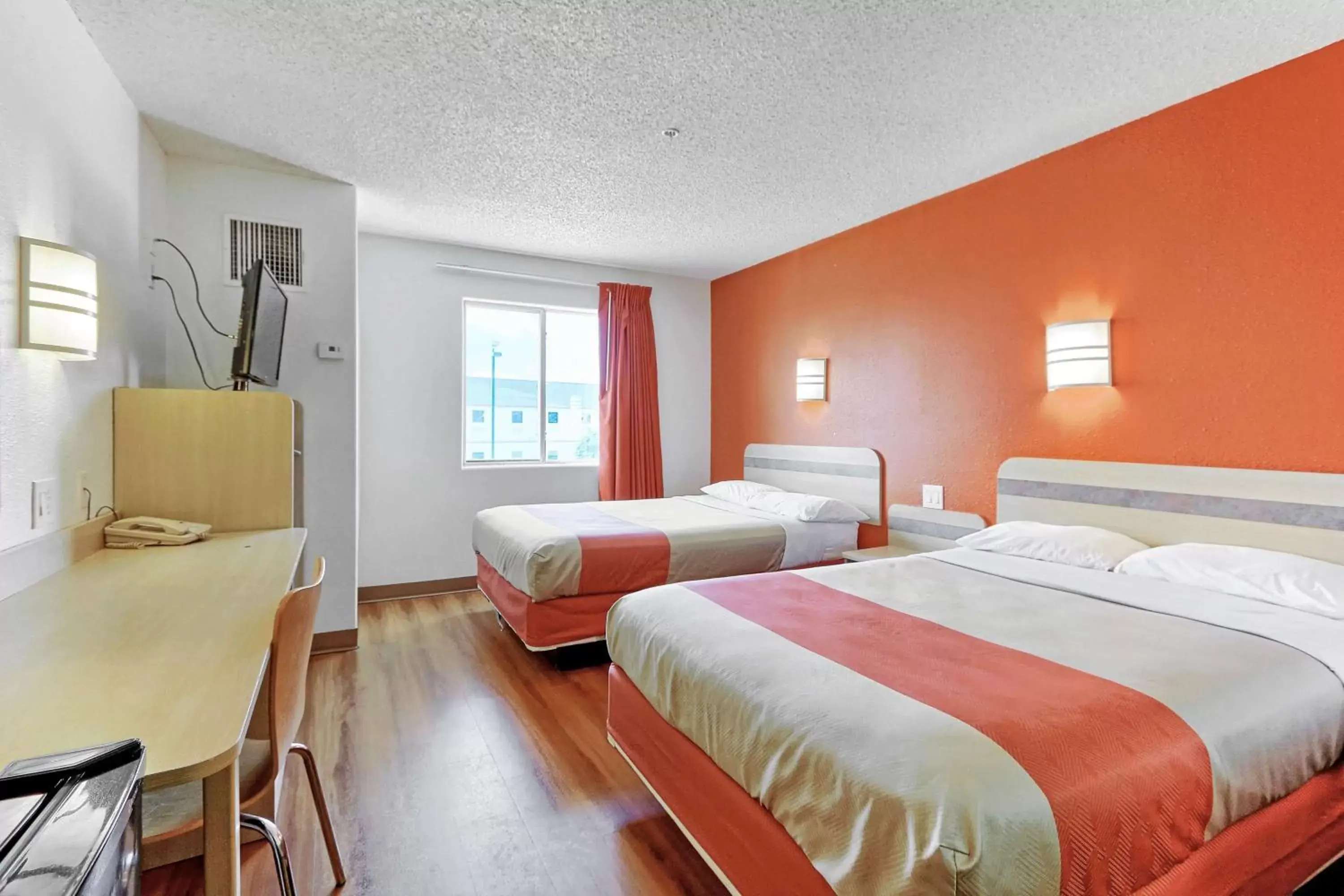 Quadruple Room - Non-Smoking in Motel 6-Killeen, TX Quadruple Room - Non-Smoking in Motel 6-Killeen, TX