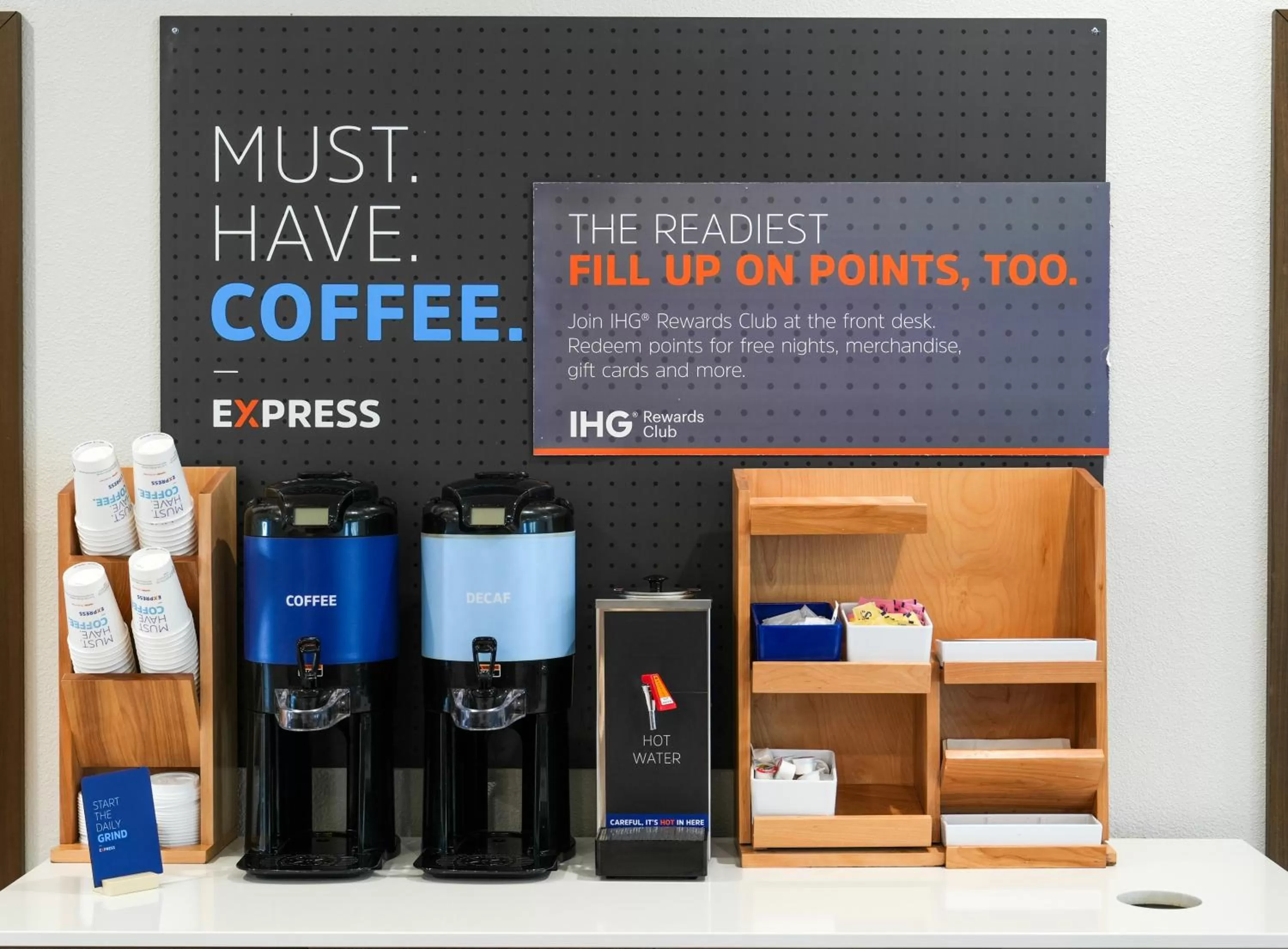 Coffee/tea facilities in Holiday Inn Express Hotel & Suites Cedar Hill by IHG
