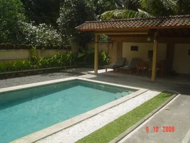 Swimming pool in Nefatari Exclusive Villas