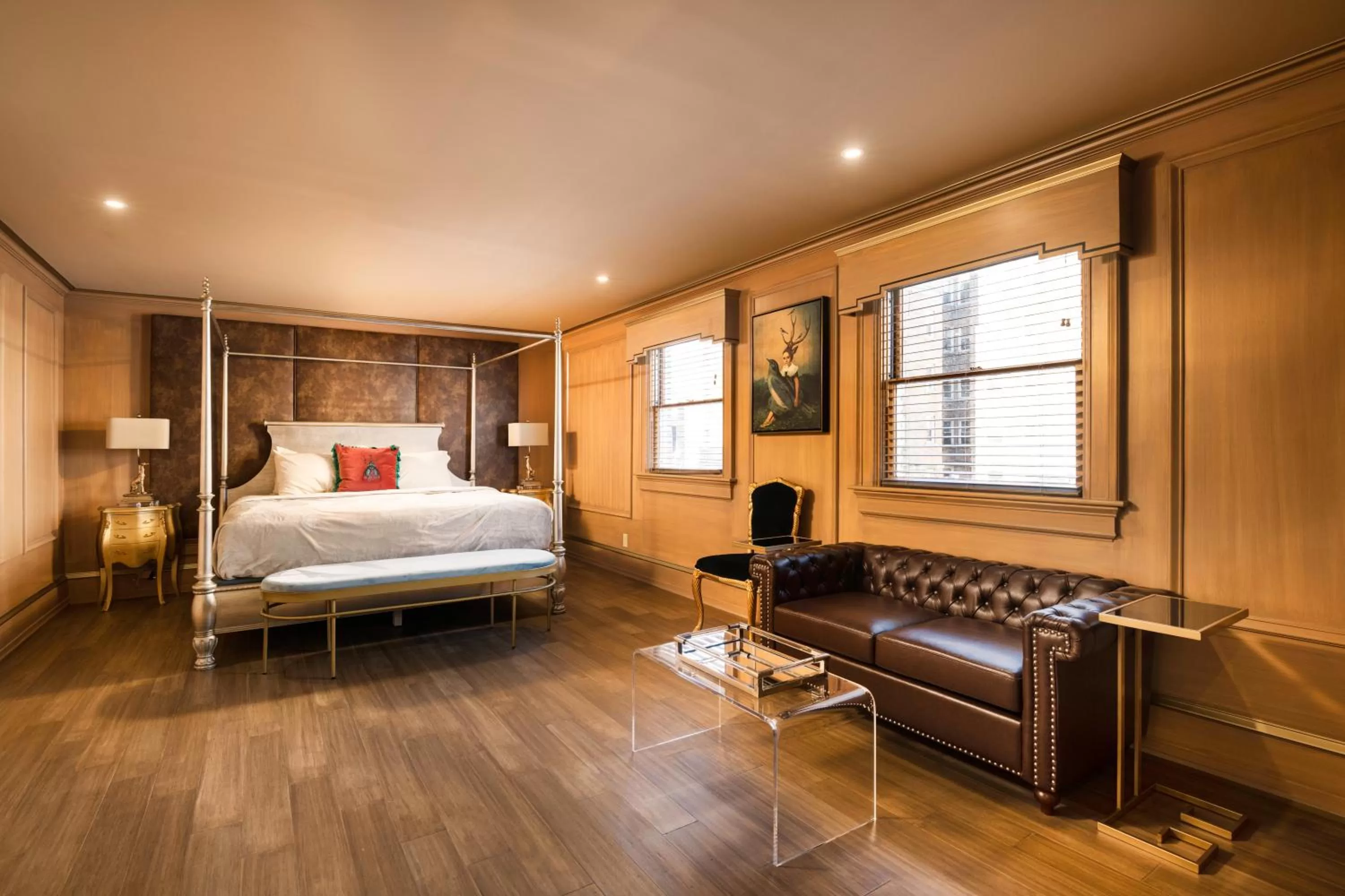 Photo of the whole room, Bed in The Edward Buffalo