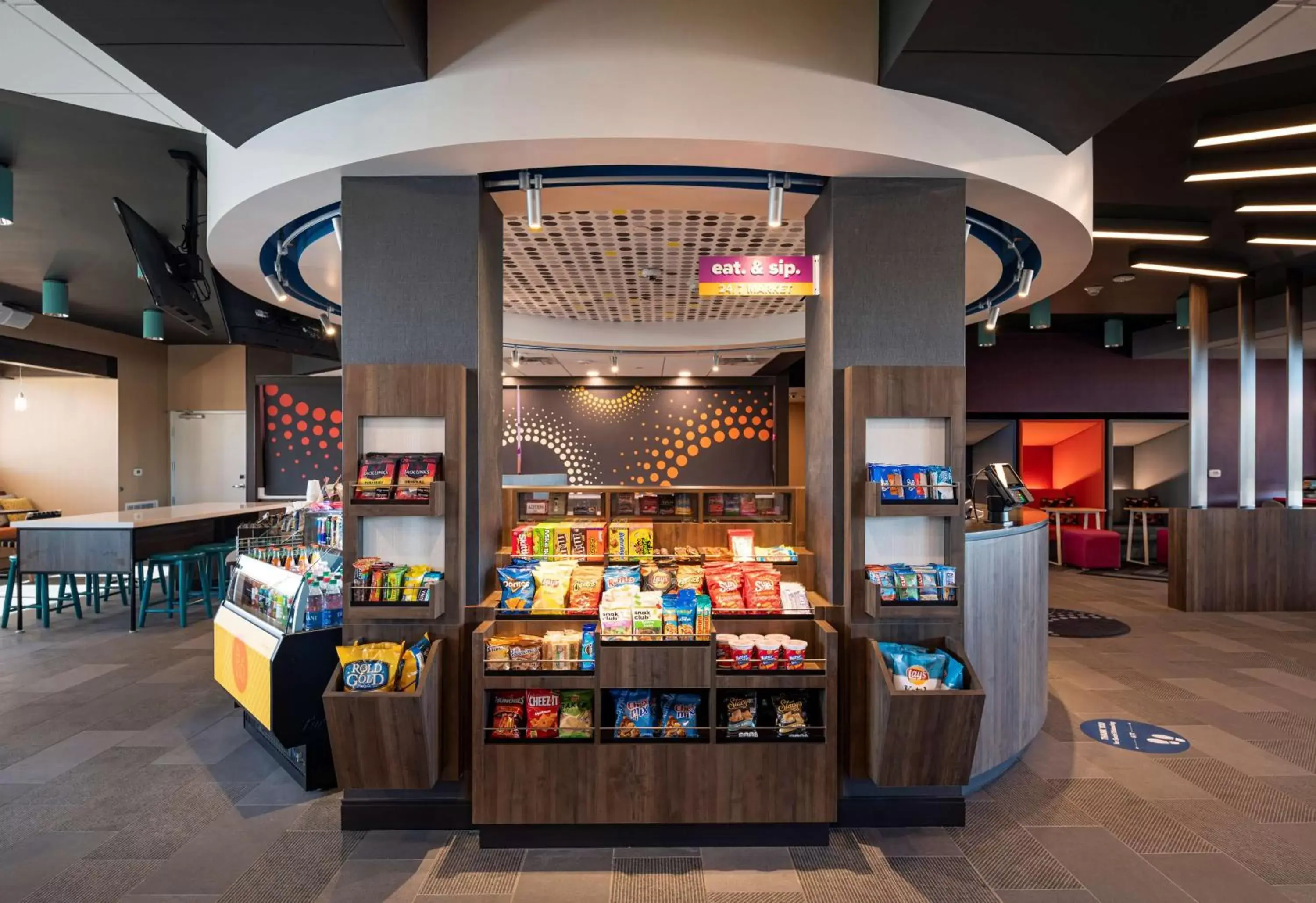 Restaurant/places to eat in Tru By Hilton Phoenix Glendale Westgate Restaurant/places to eat in Tru By Hilton Phoenix Glendale Westgate