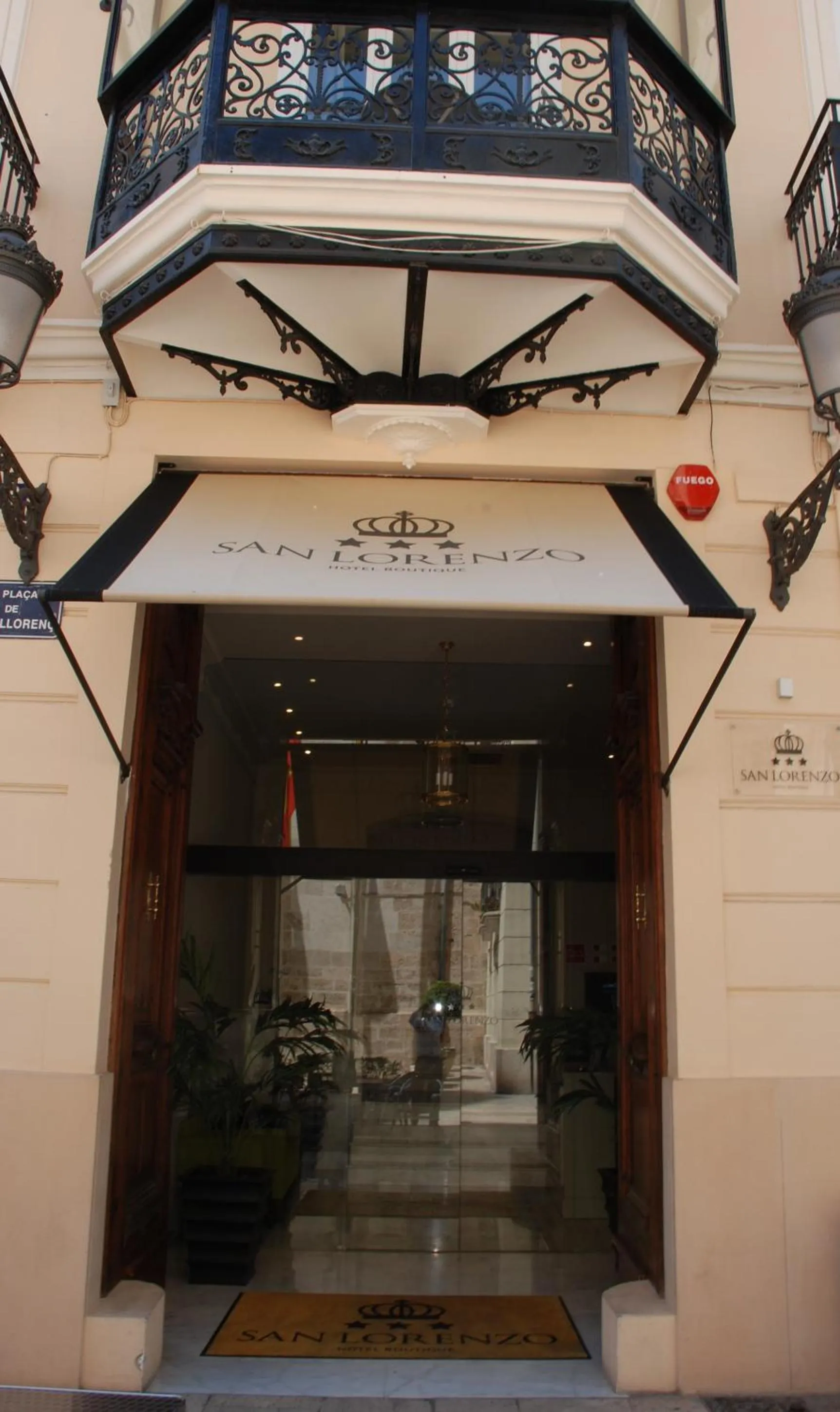 Facade/entrance in Hotel San Lorenzo Boutique Plaza